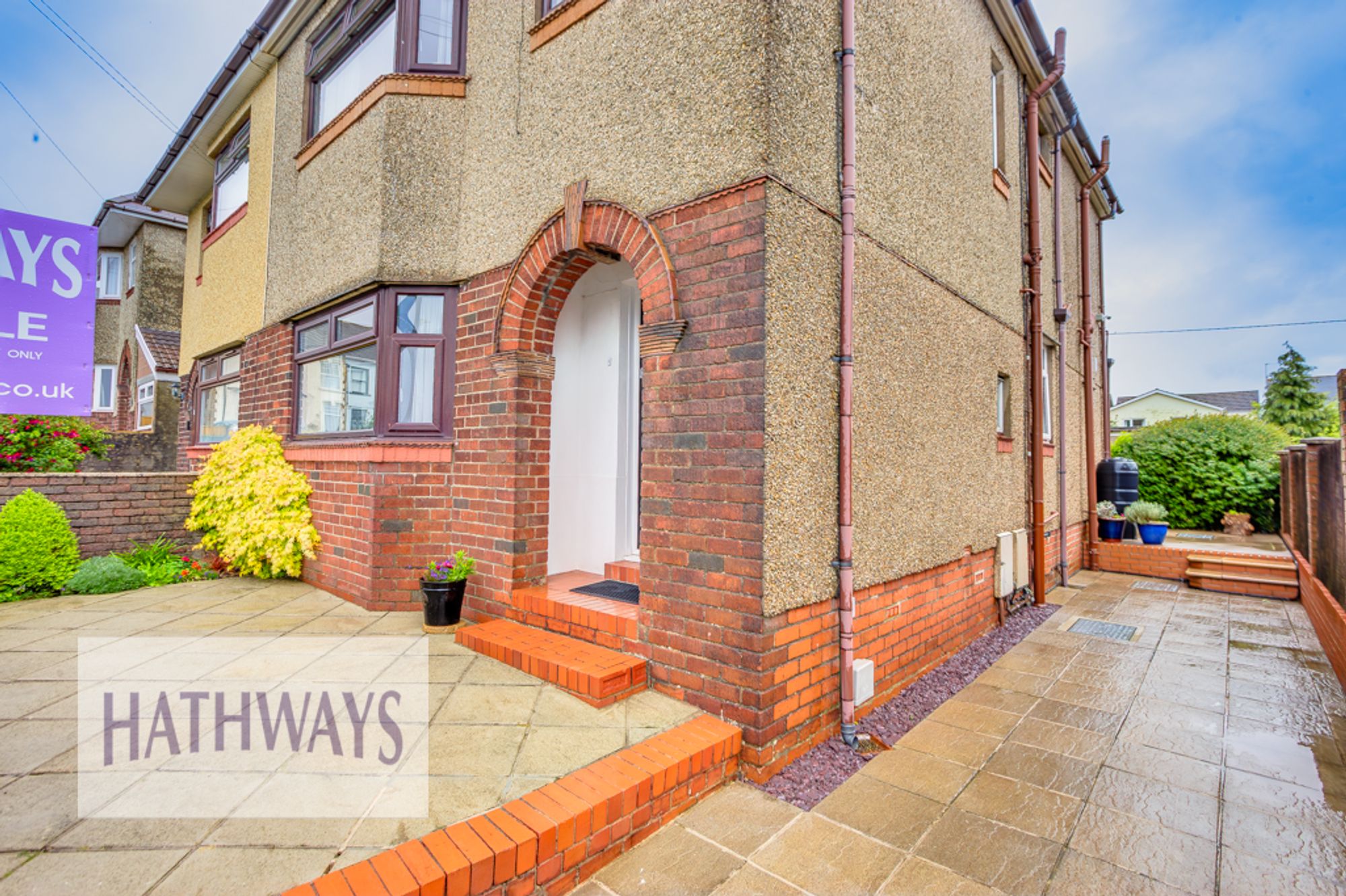 3 bed semi-detached house for sale in Clairwain, Pontypool - Property Image 1