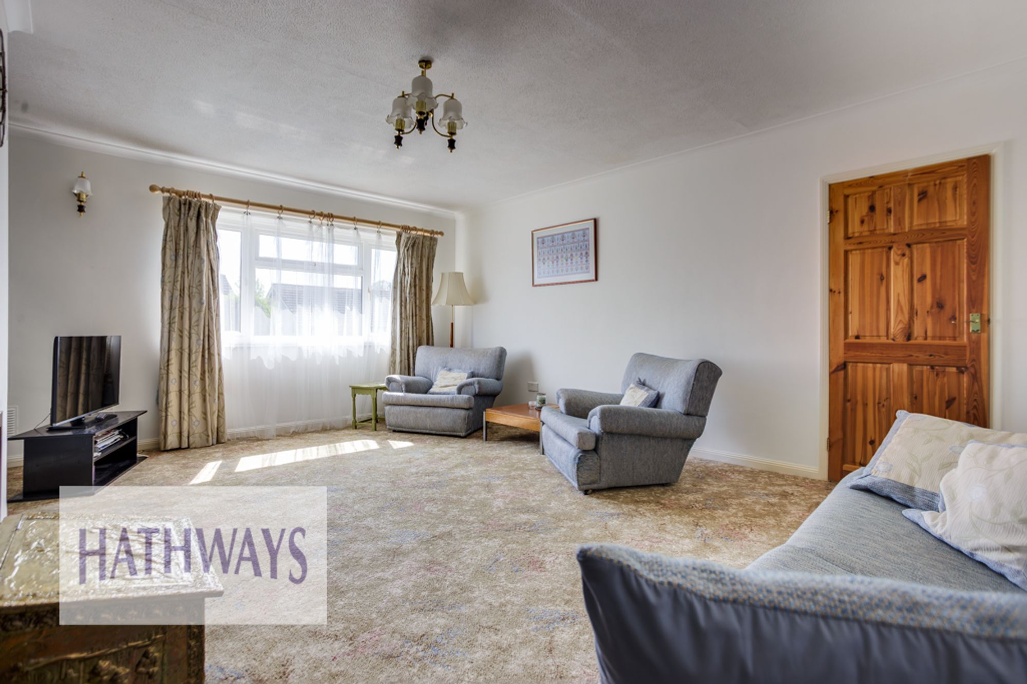 5 bed detached bungalow for sale in Cae Capel, Usk 4