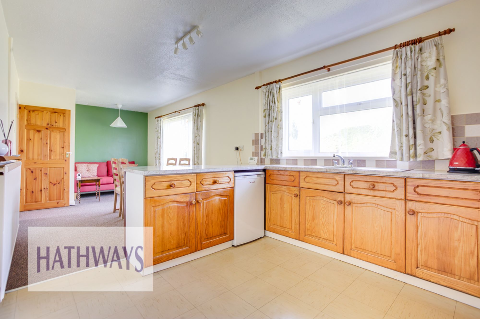 5 bed detached bungalow for sale in Cae Capel, Usk 16