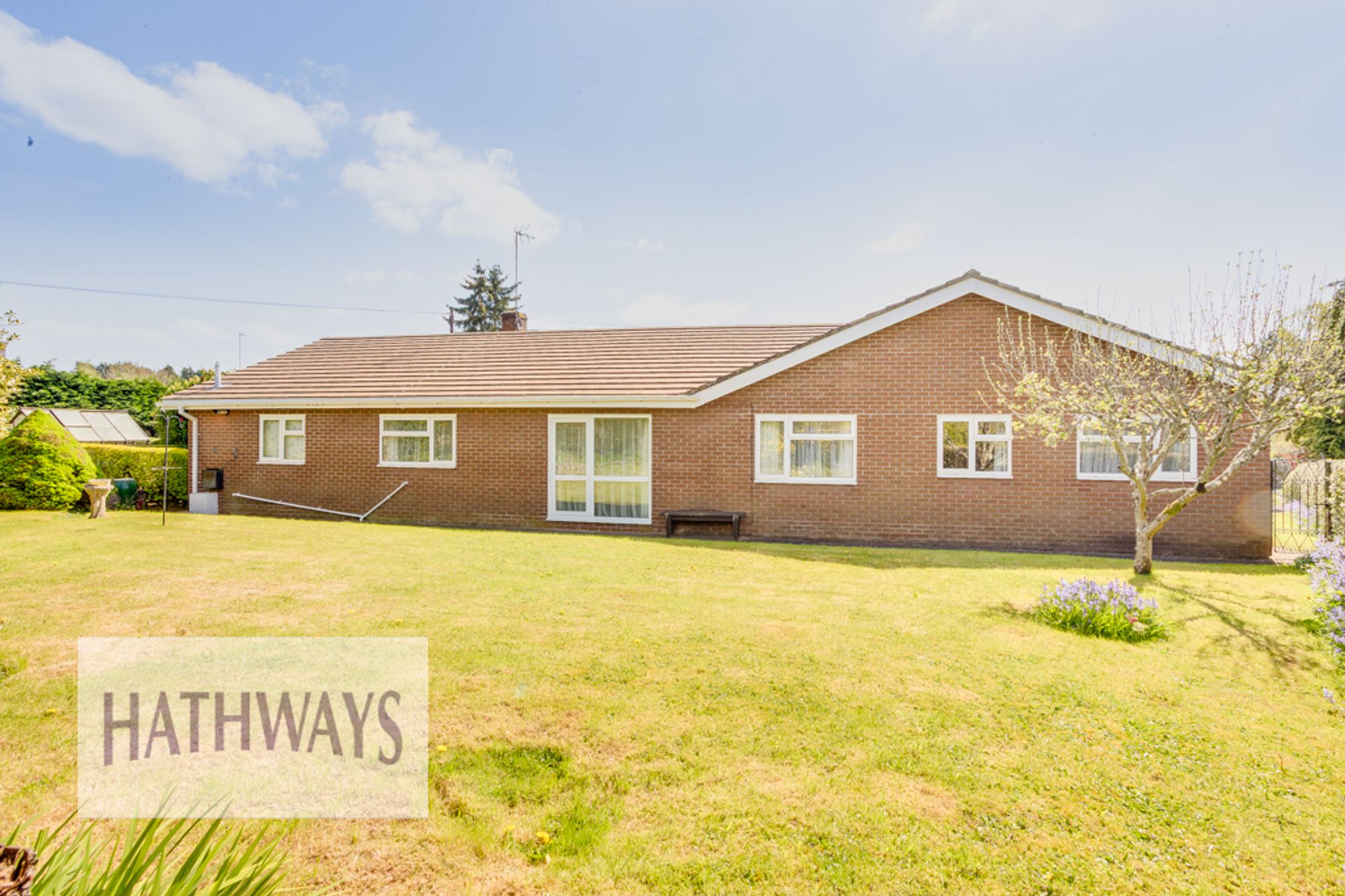 5 bed detached bungalow for sale in Cae Capel, Usk 39