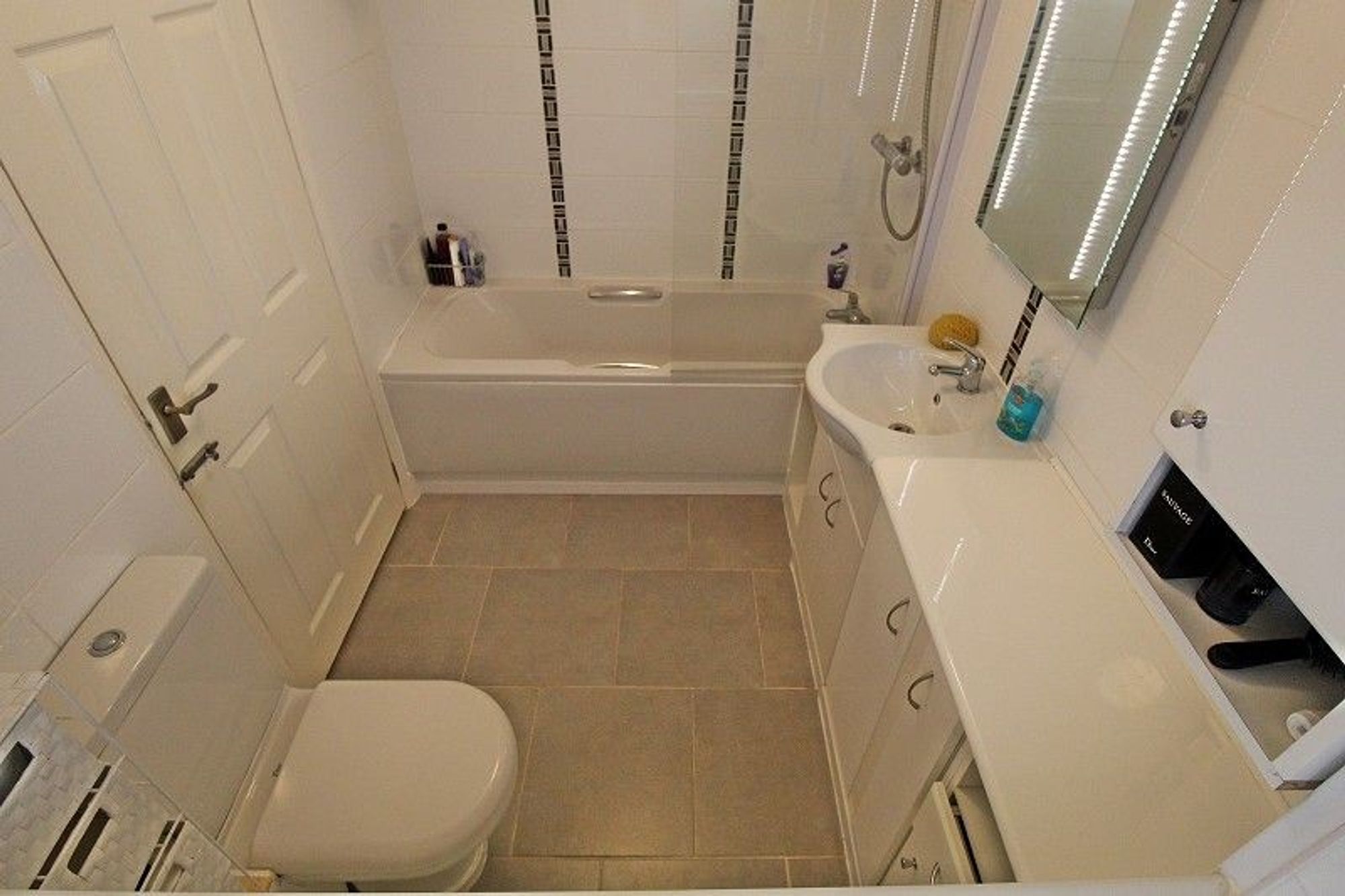 4 bed for sale in Mayfield Place, Pontyclun  - Property Image 15