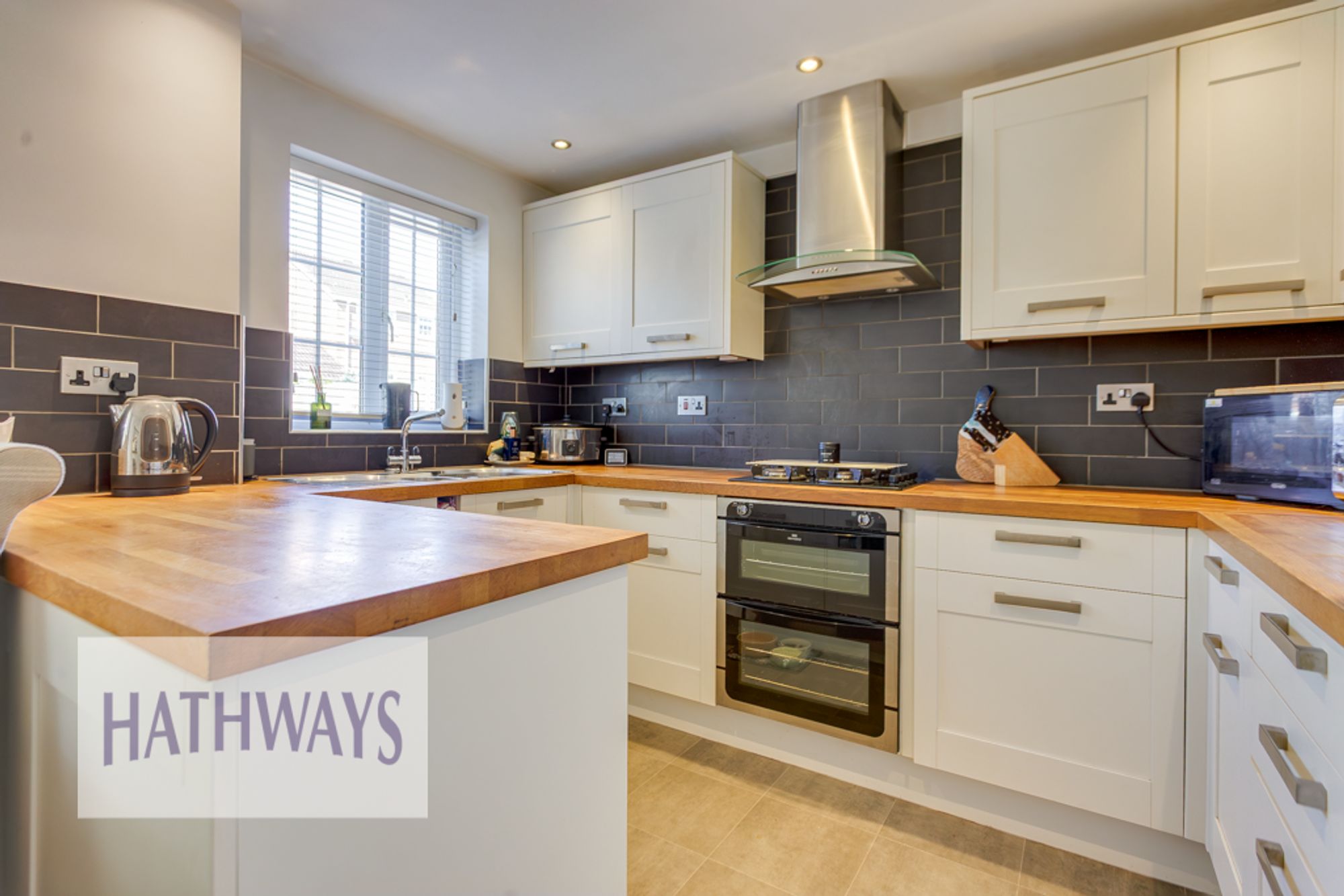 3 bed detached house for sale in Box Tree Close, Newport 11