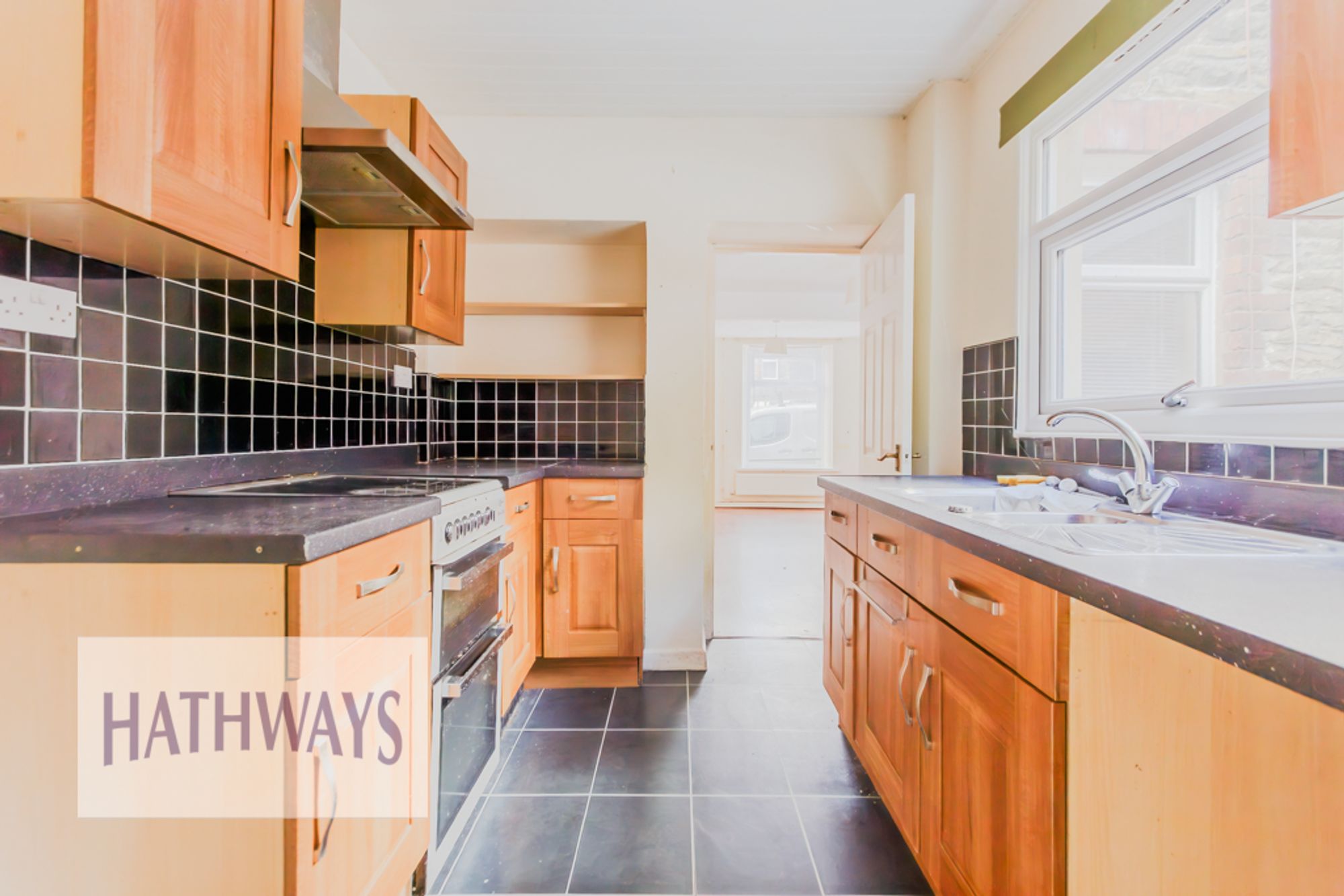 2 bed mid-terraced house for sale in Afon Llwyd Terrace, Pontypool  - Property Image 9
