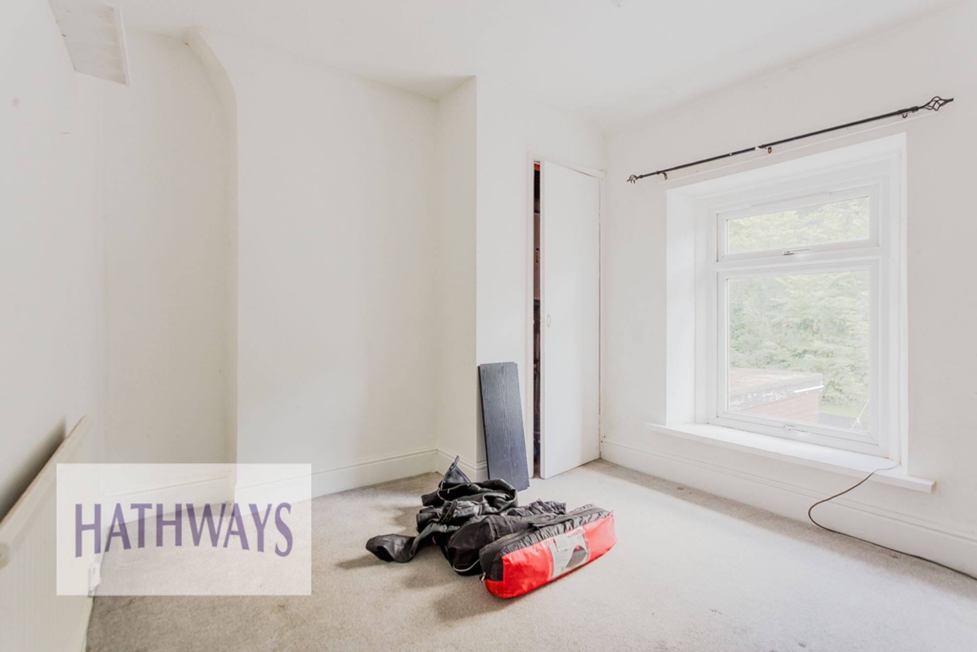 2 bed mid-terraced house for sale in Afon Llwyd Terrace, Pontypool 15