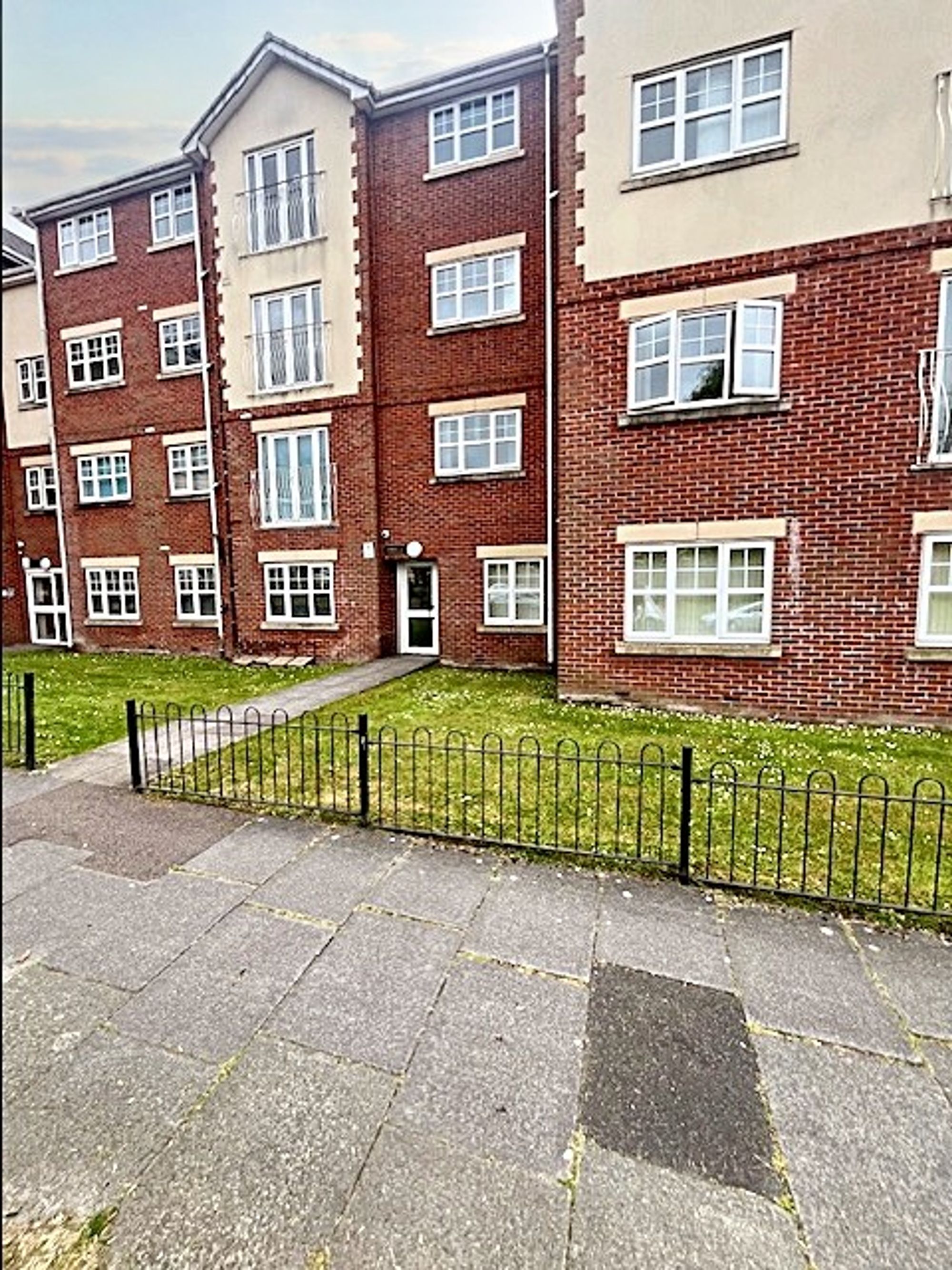 Wordsworth Road, Manchester, M34