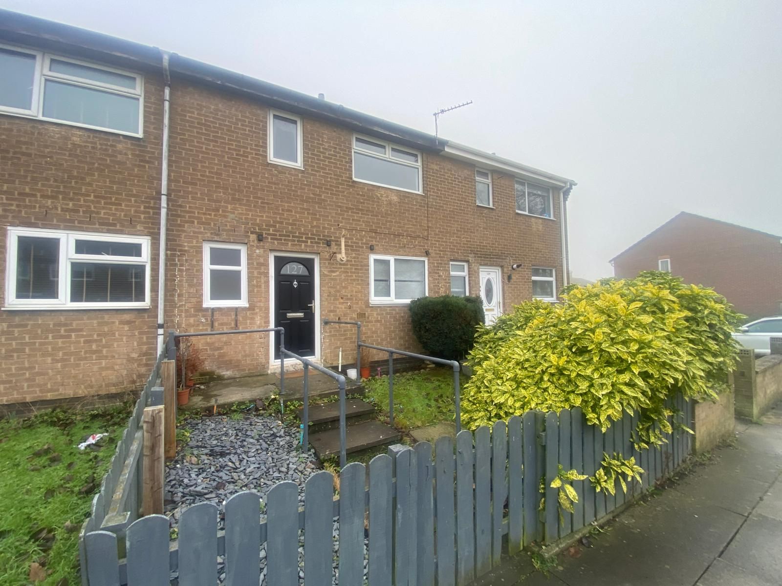 3 bed terraced house to rent in Broomfield Avenue, Wallsend, NE28