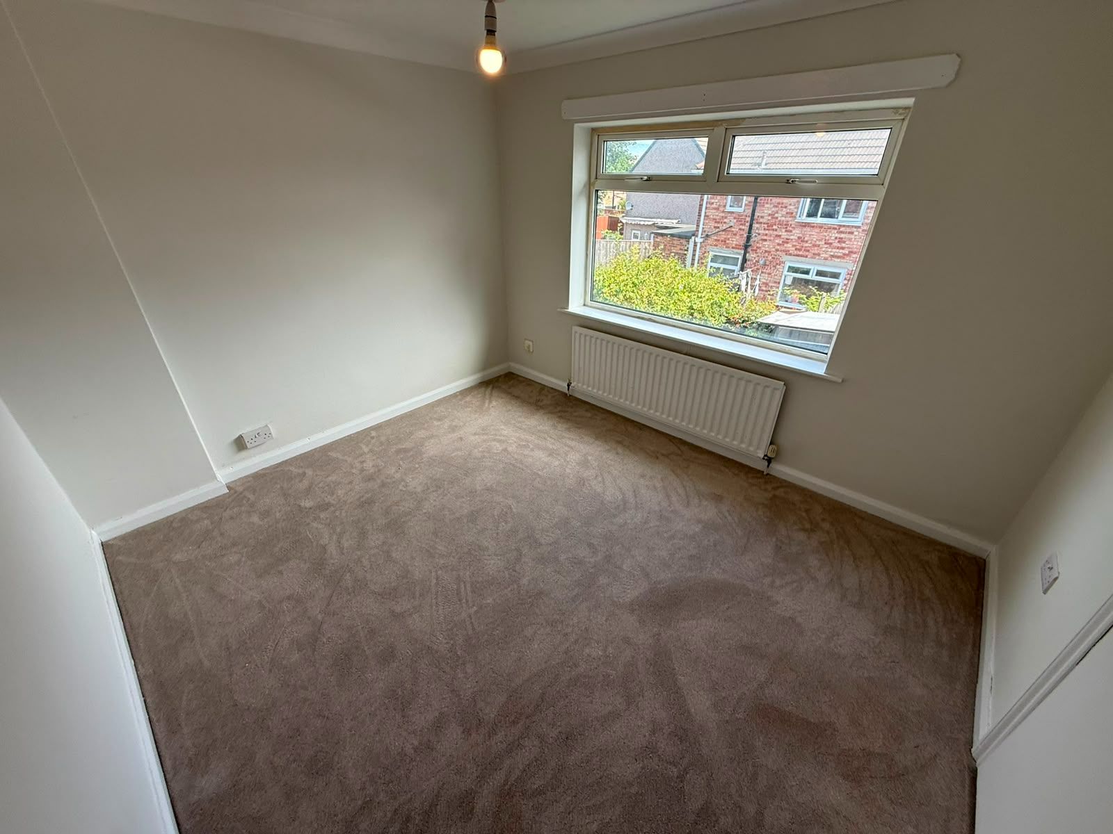 2 bed semi-detached house to rent in Wordsworth Road, Middlesbrough 6