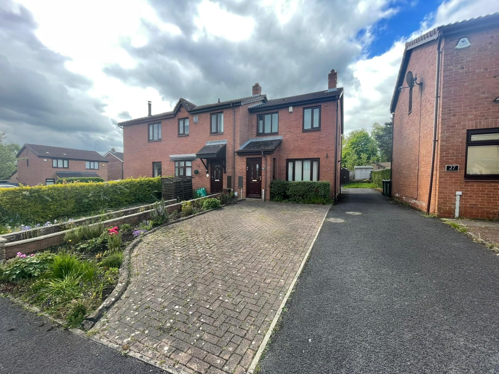 3 bed semi-detached house to rent in Dominies Close, Rowlands Gill, NE39
