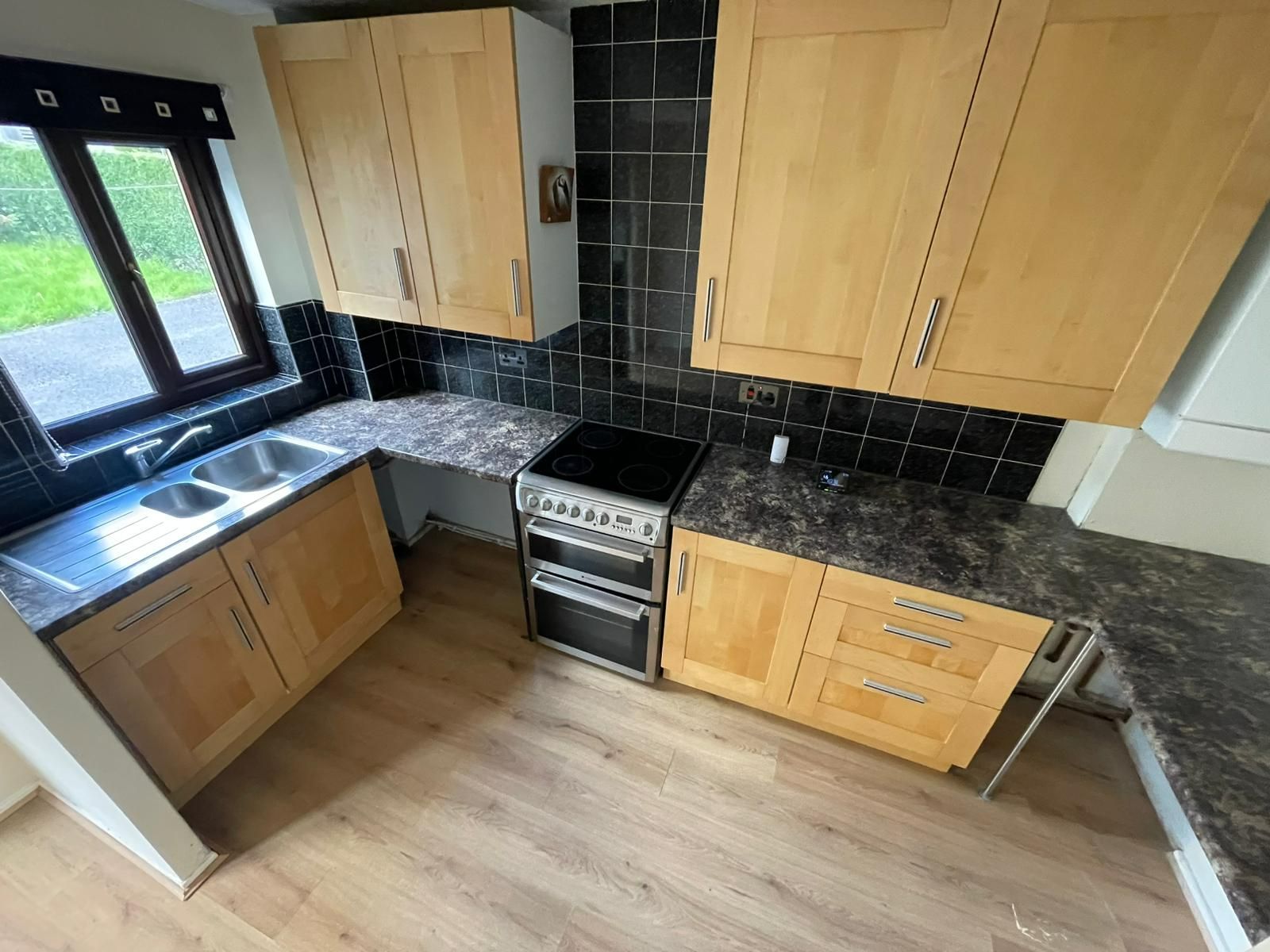 3 bed semi-detached house to rent in Dominies Close, Rowlands Gill  - Property Image 3