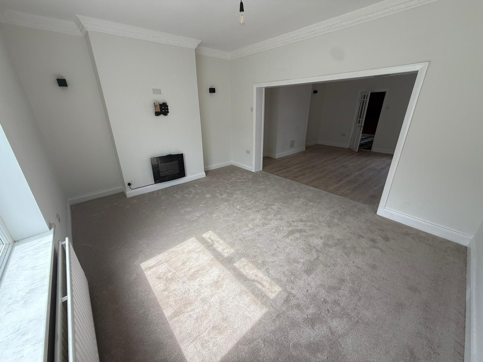 3 bed terraced house to rent in North Thorn, Shield Row, Stanley 1