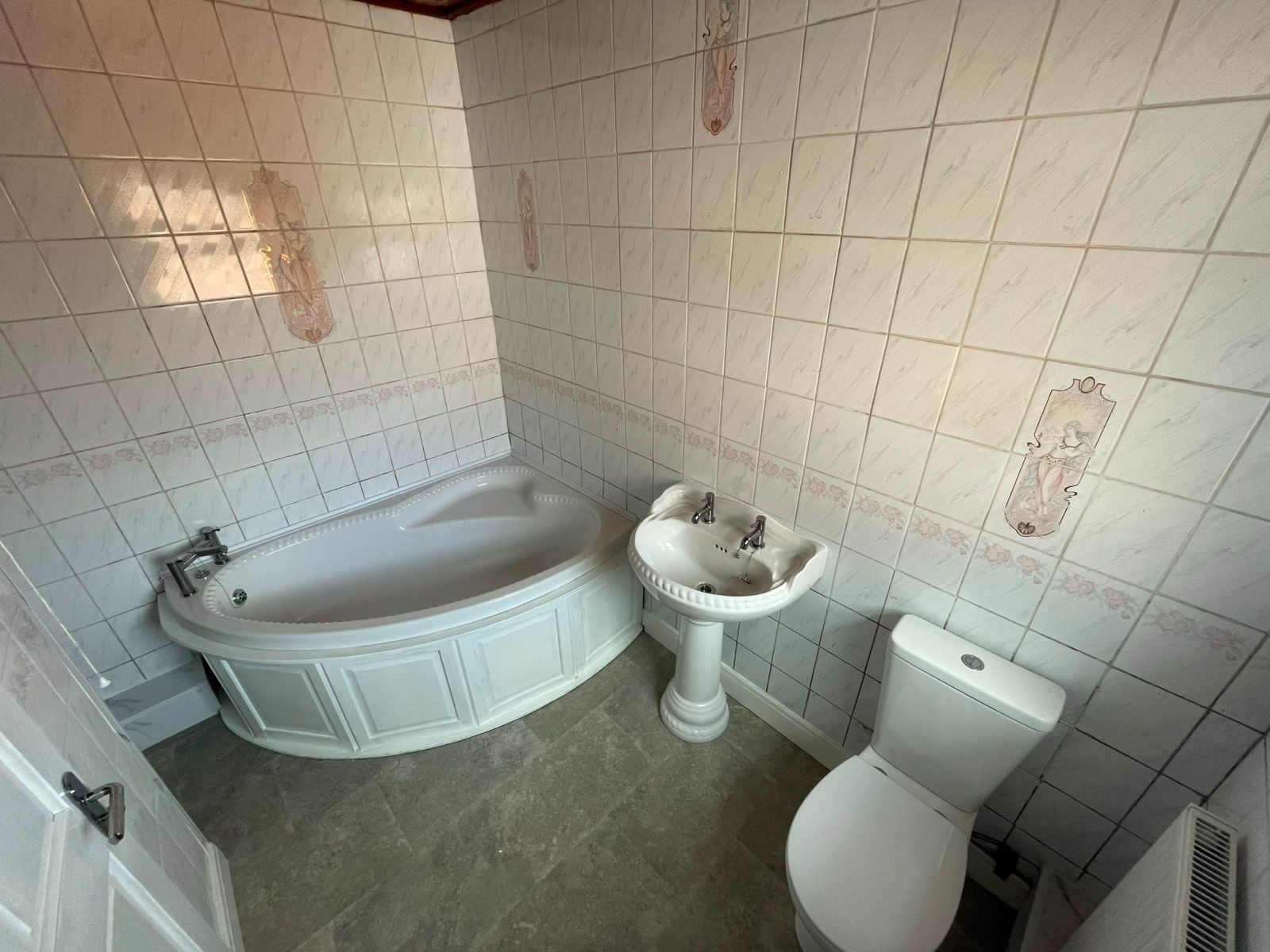 3 bed terraced house to rent in North Thorn, Shield Row, Stanley  - Property Image 9