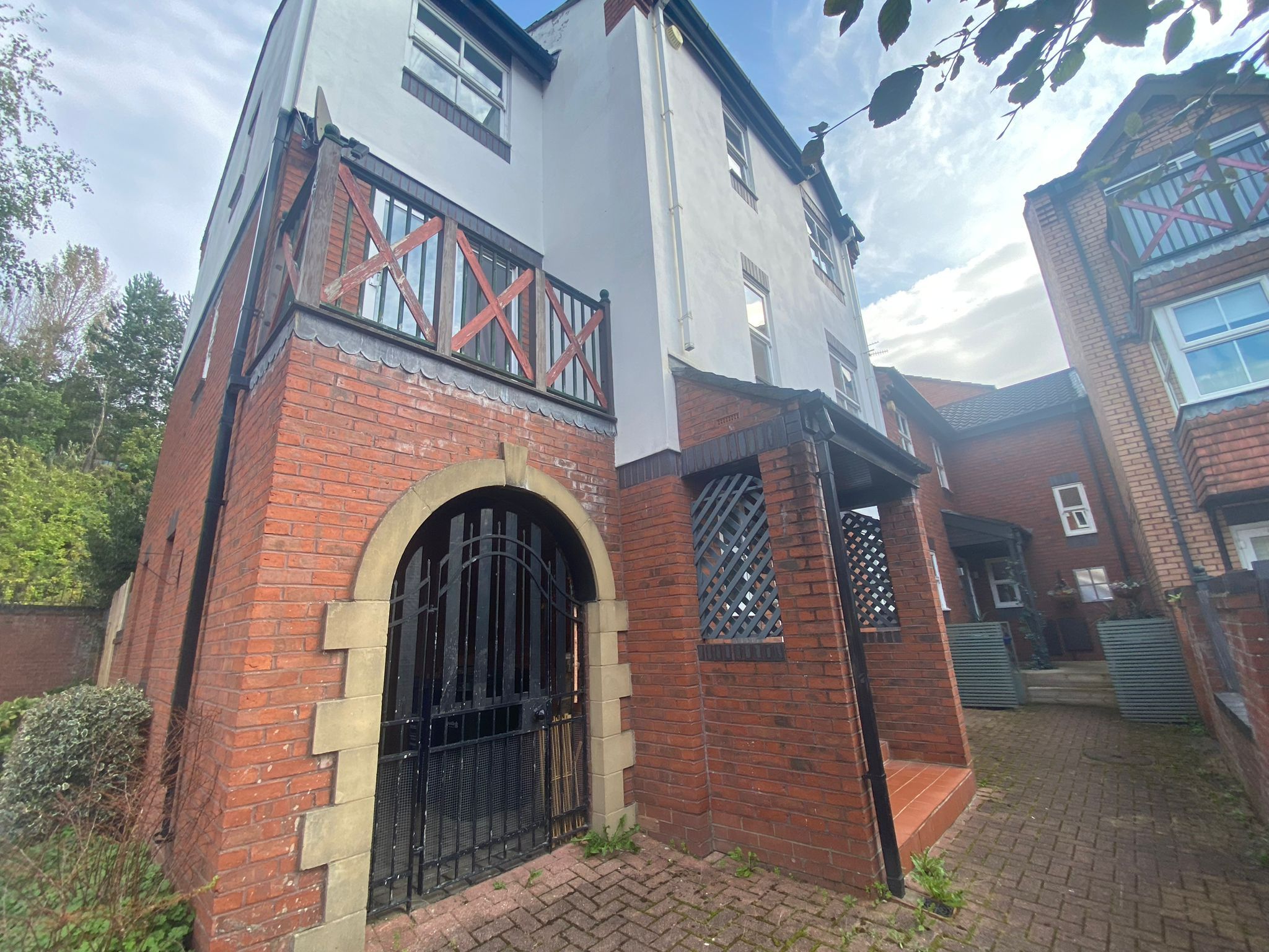 5 bed house share to rent in Trinity Courtyard, Newcastle upon Tyne  - Property Image 1