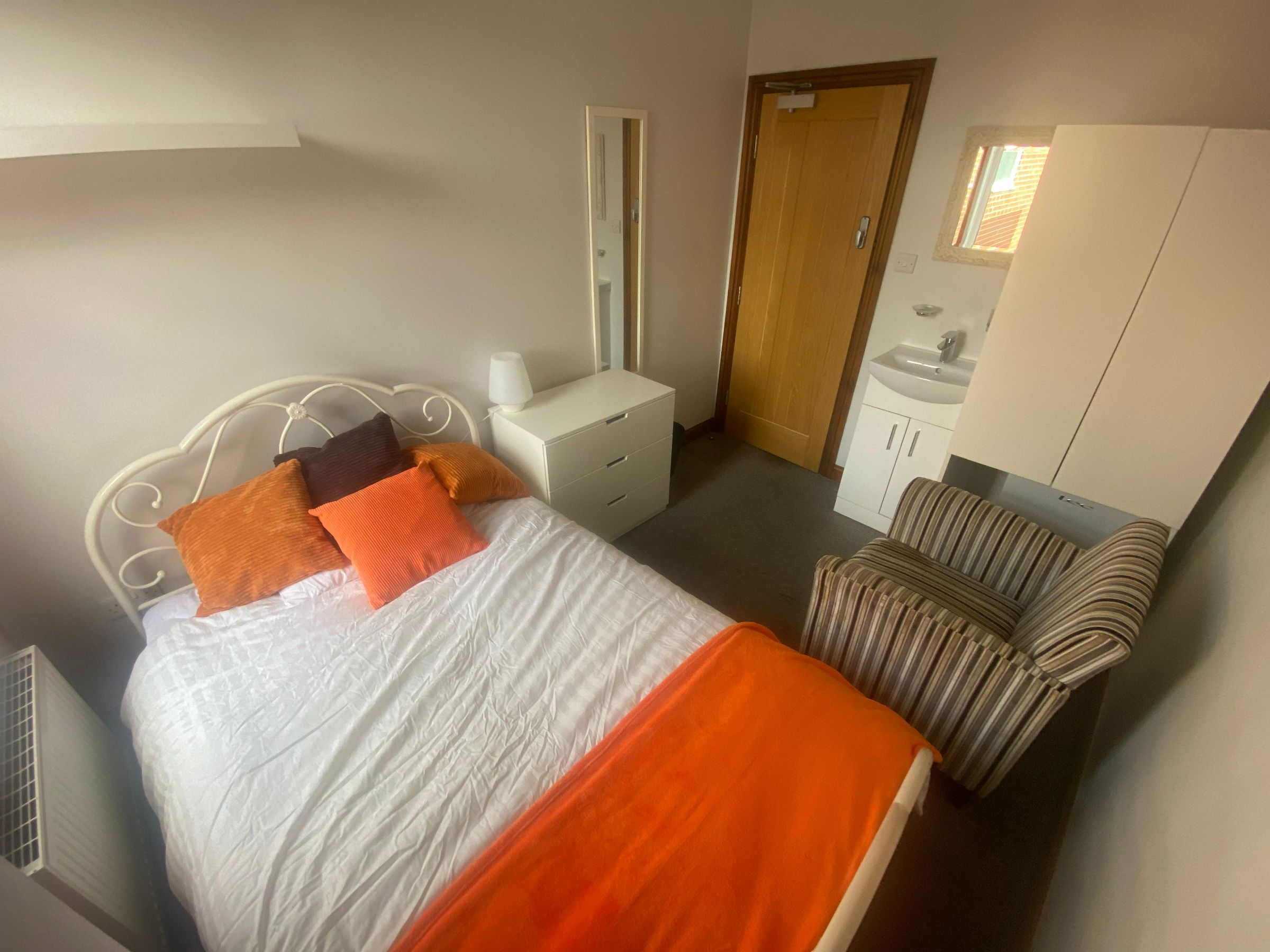 4 bed house share to rent in Eglesfield Road, South Shields  - Property Image 2