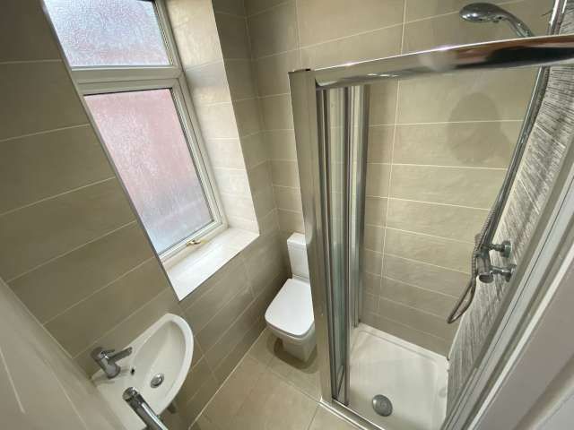 6 bed house share to rent in Heaton Park Road, Newcastle Upon Tyne  - Property Image 4