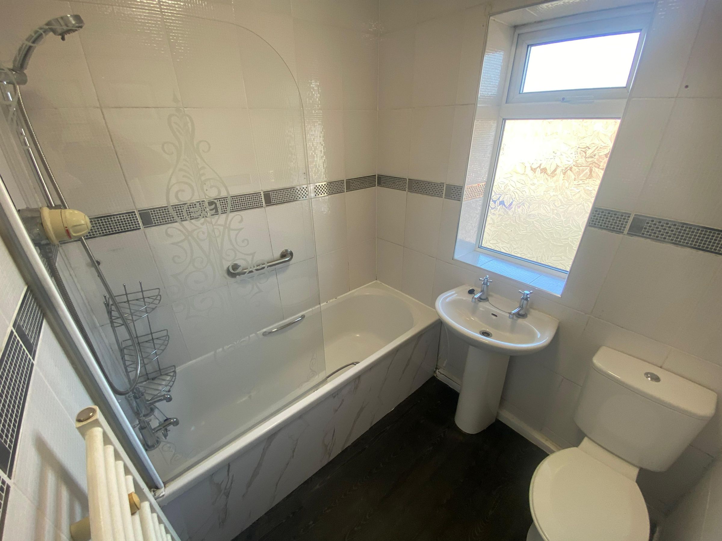 2 bed semi-detached house to rent in Overdale Road, Berwick Hills 7