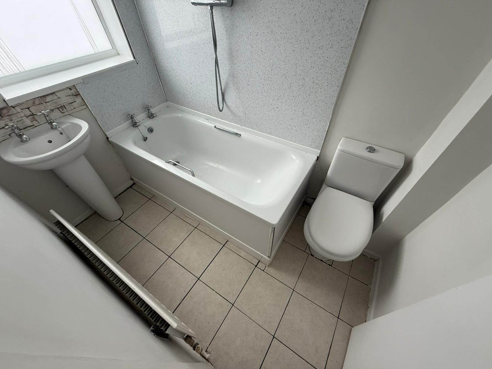 3 bed flat to rent in Croydon Road, Newcastle upon Tyne 6