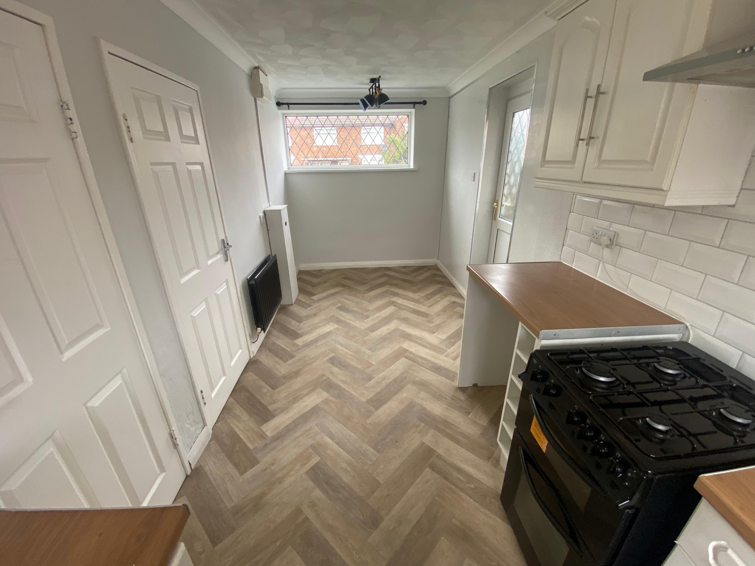 3 bed semi-detached house to rent in Braemar Road, Billingham 4