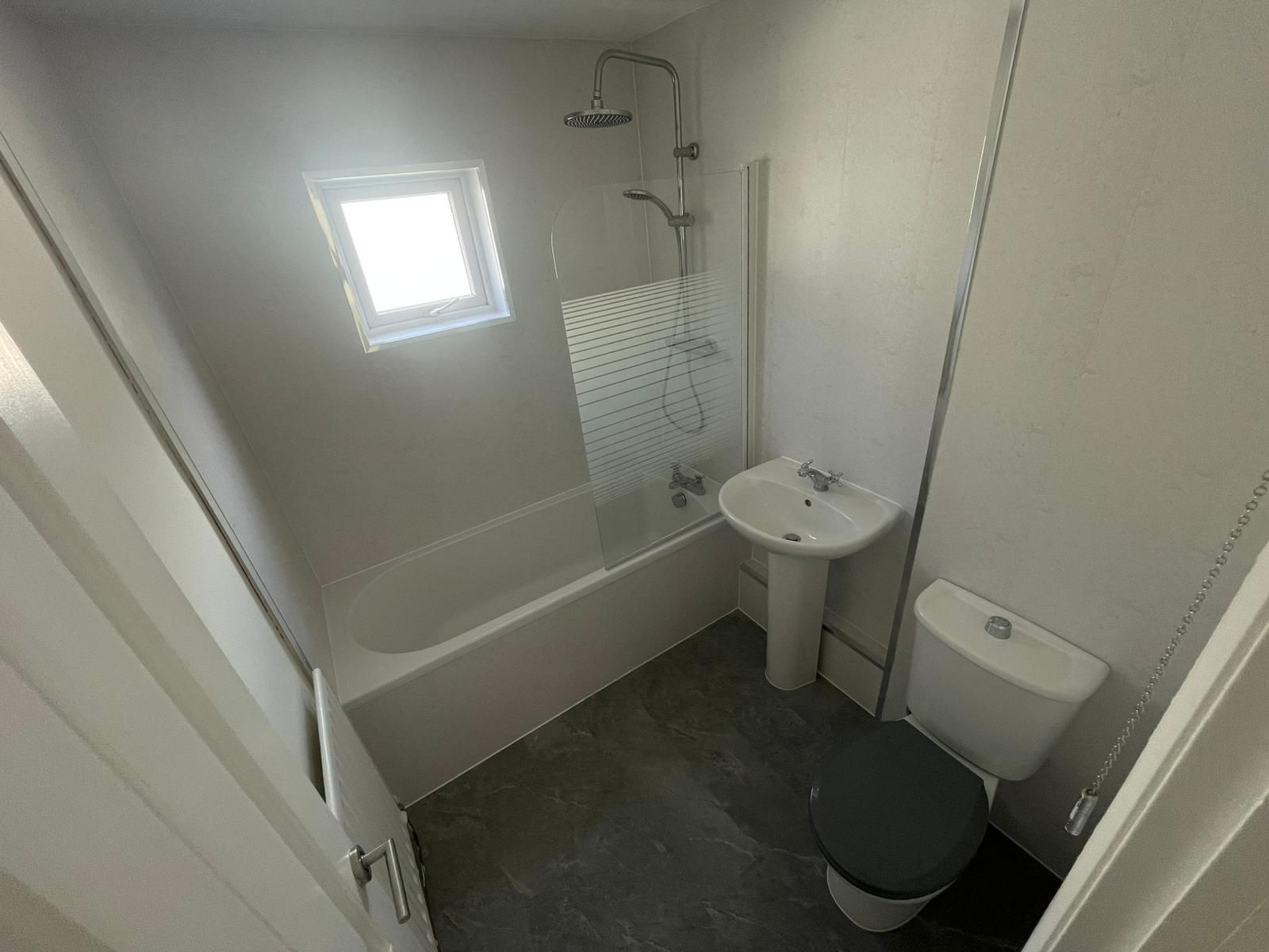 2 bed flat to rent in Broadmeadows, Washington 7