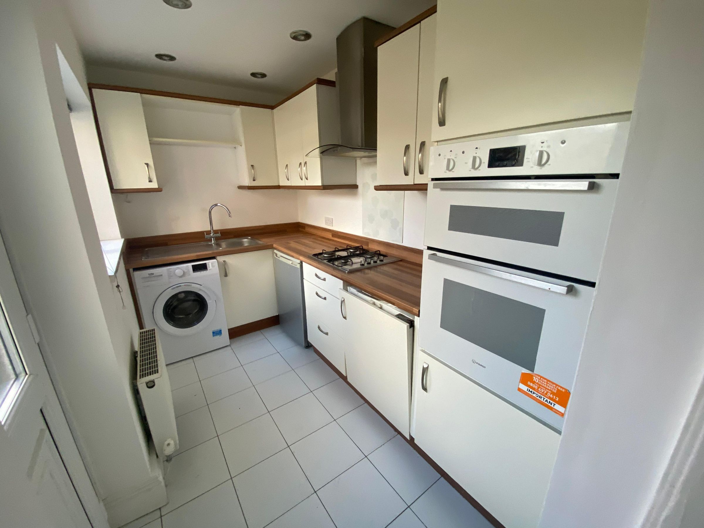 2 bed terraced house to rent in Fowler Gardens, Gateshead  - Property Image 4