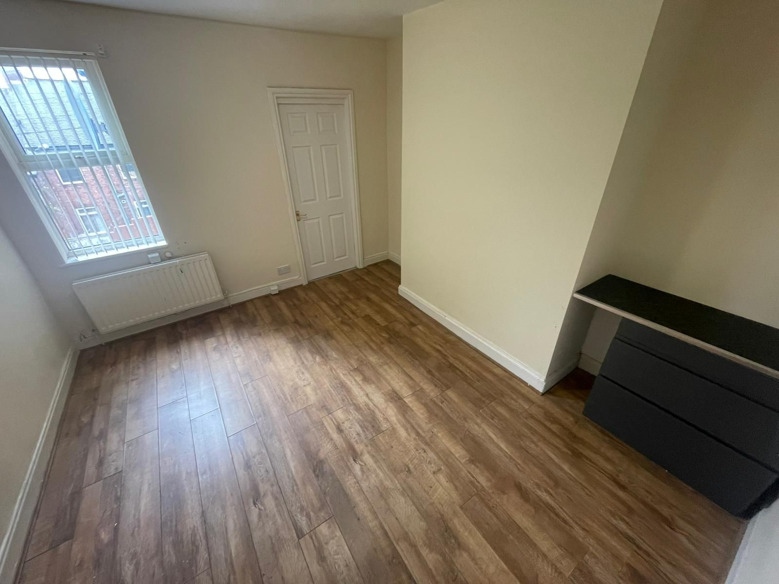 3 bed flat to rent in Strathmore Crescent, Newcastle upon Tyne 2