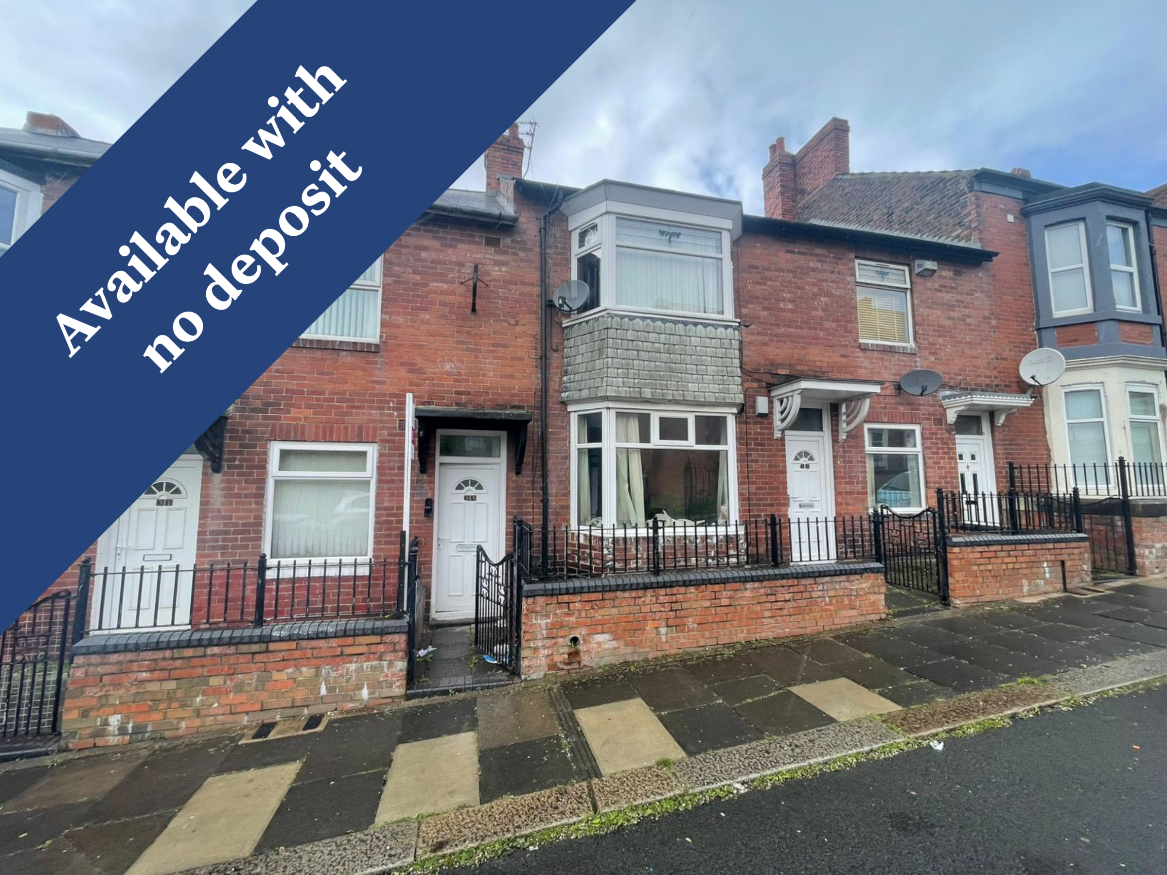 3 bed flat to rent in Strathmore Crescent, Newcastle upon Tyne, NE4