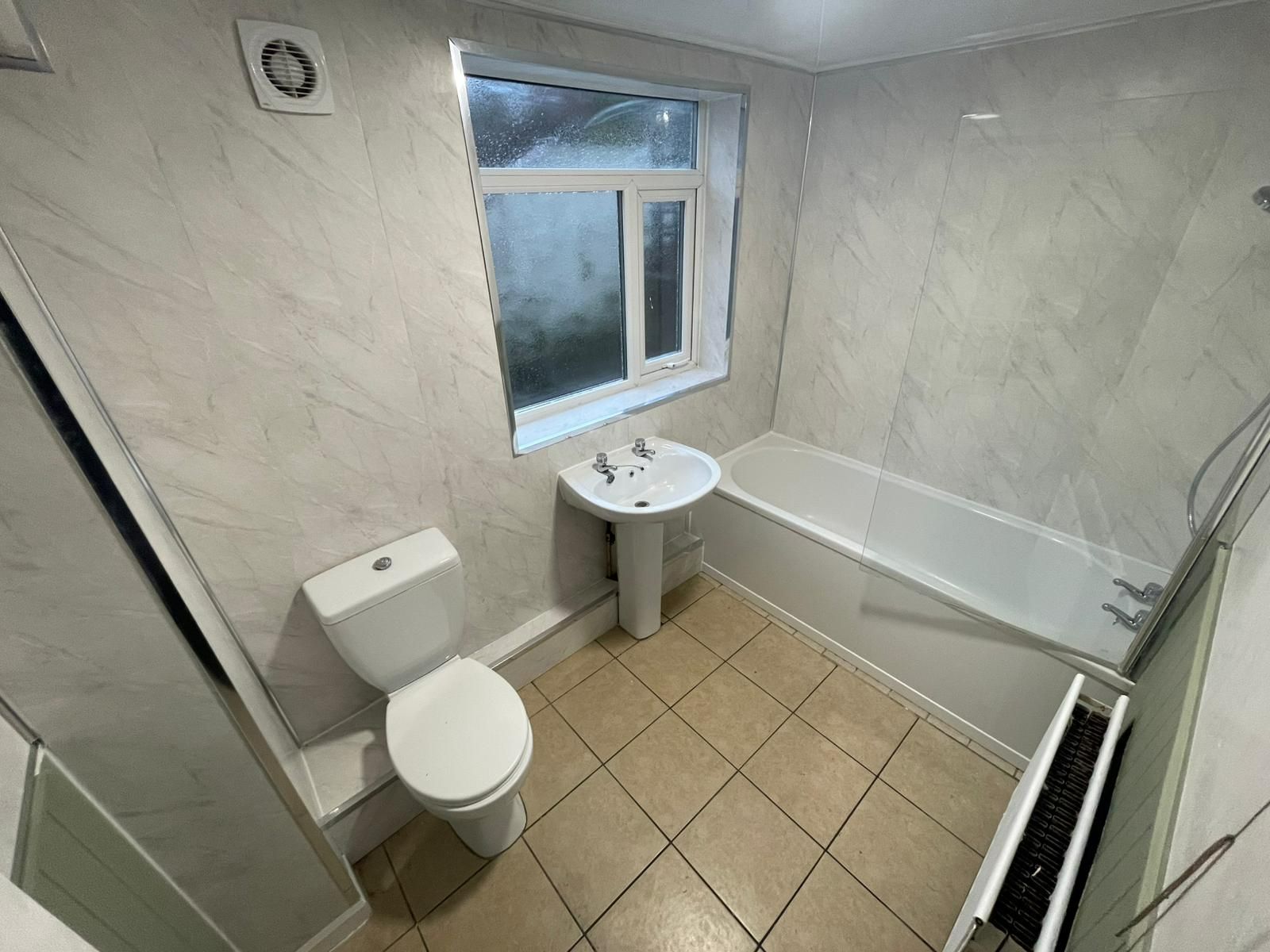 2 bed flat to rent in Windsor Avenue, Gateshead  - Property Image 6