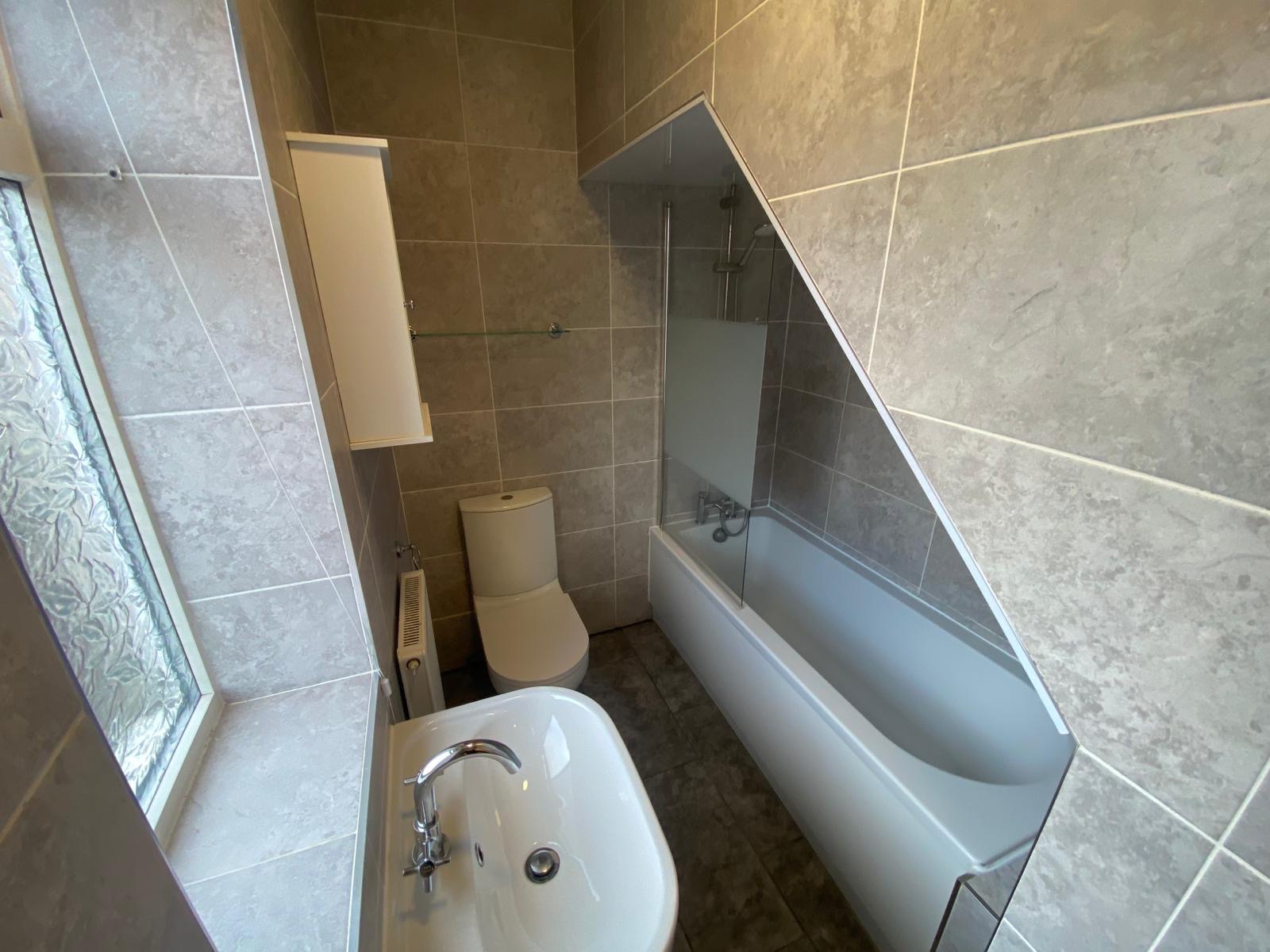 3 bed terraced house to rent in Sadberge Road, Stockton-on-Tees  - Property Image 4