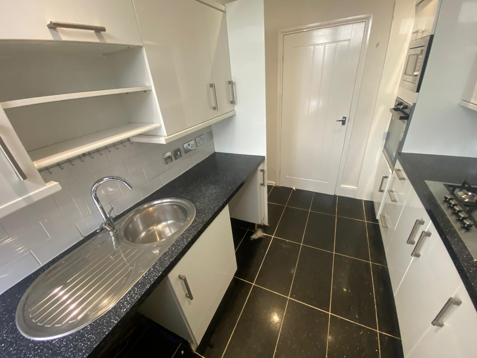 3 bed terraced house to rent in Chilton, Ferryhill 4