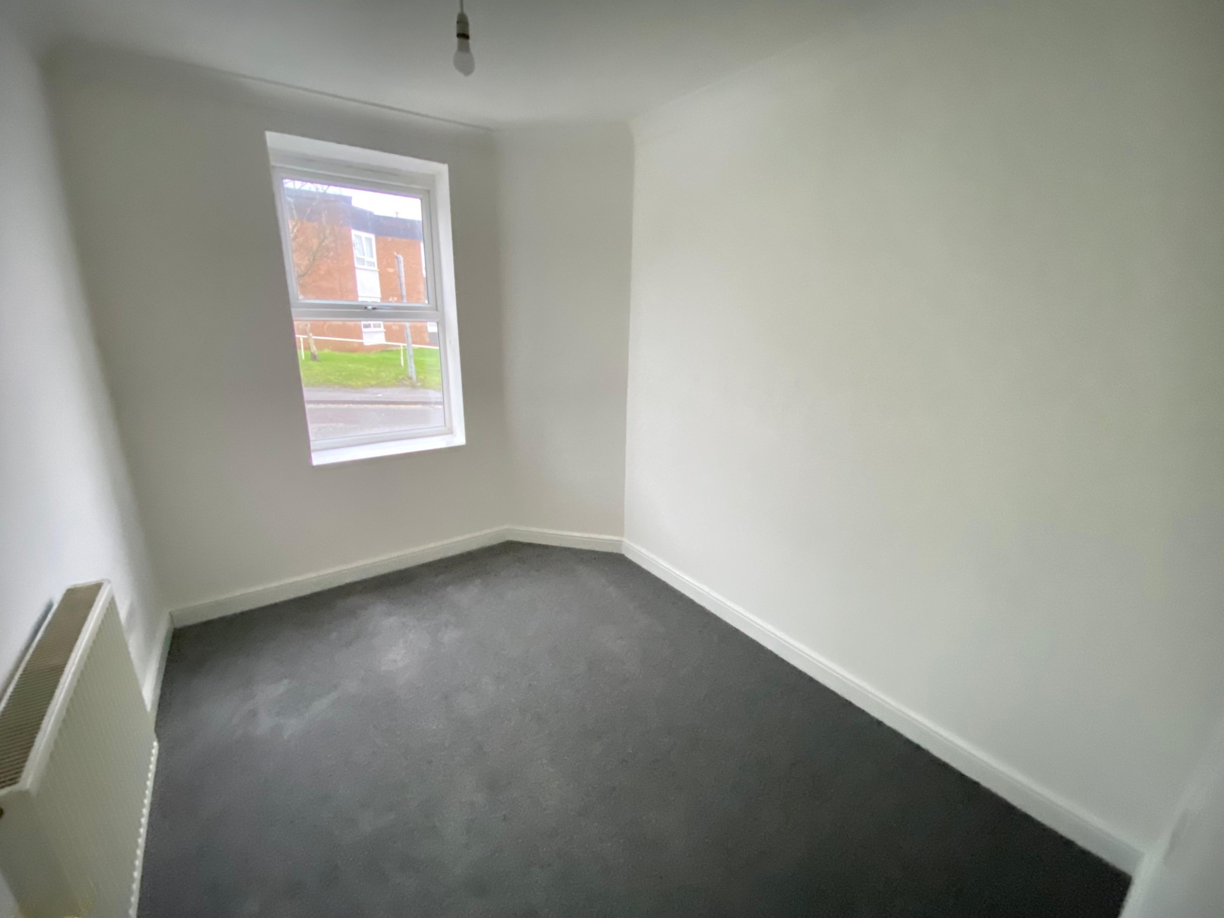 2 bed ground floor flat to rent in Harras Bank, Birtley 3