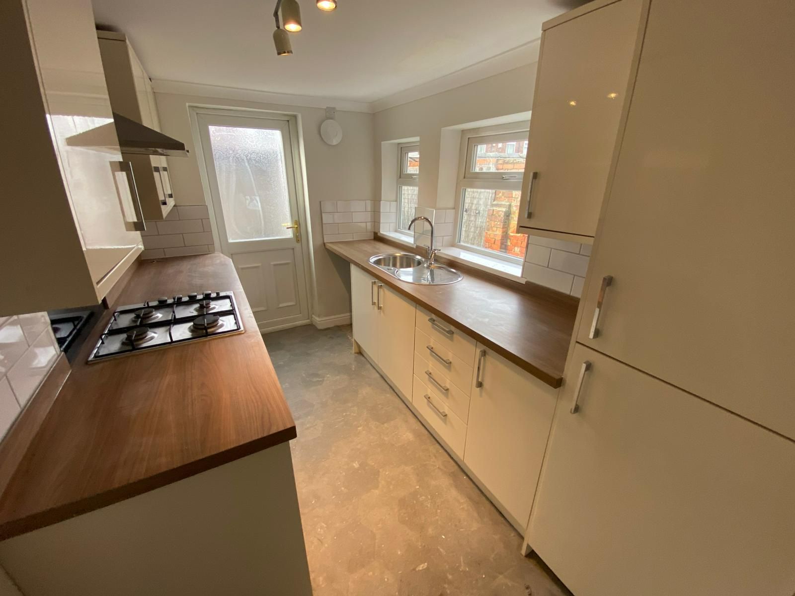 2 bed terraced house to rent in Montrose Street, Darlington  - Property Image 4