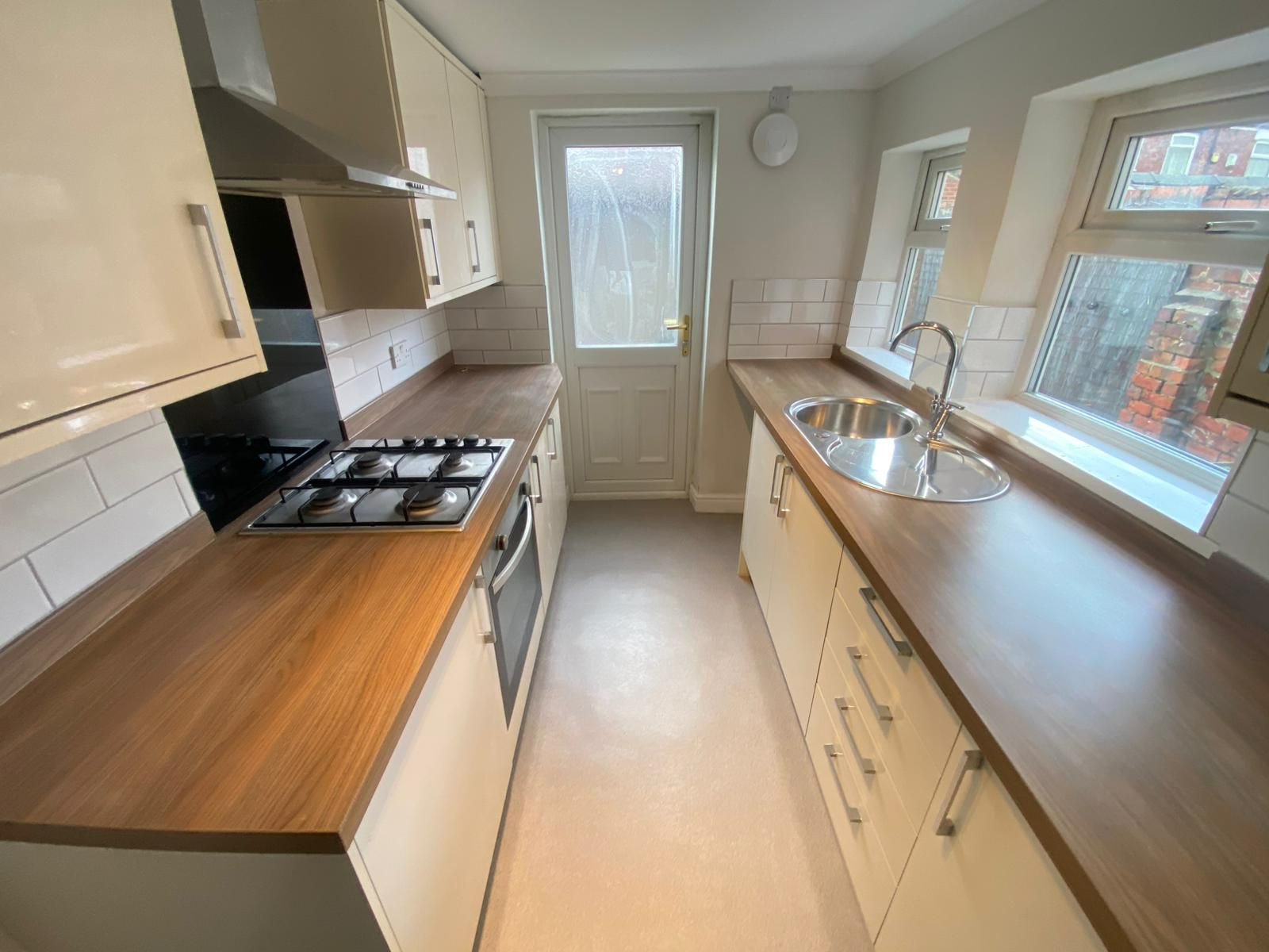 2 bed terraced house to rent in Montrose Street, Darlington 2