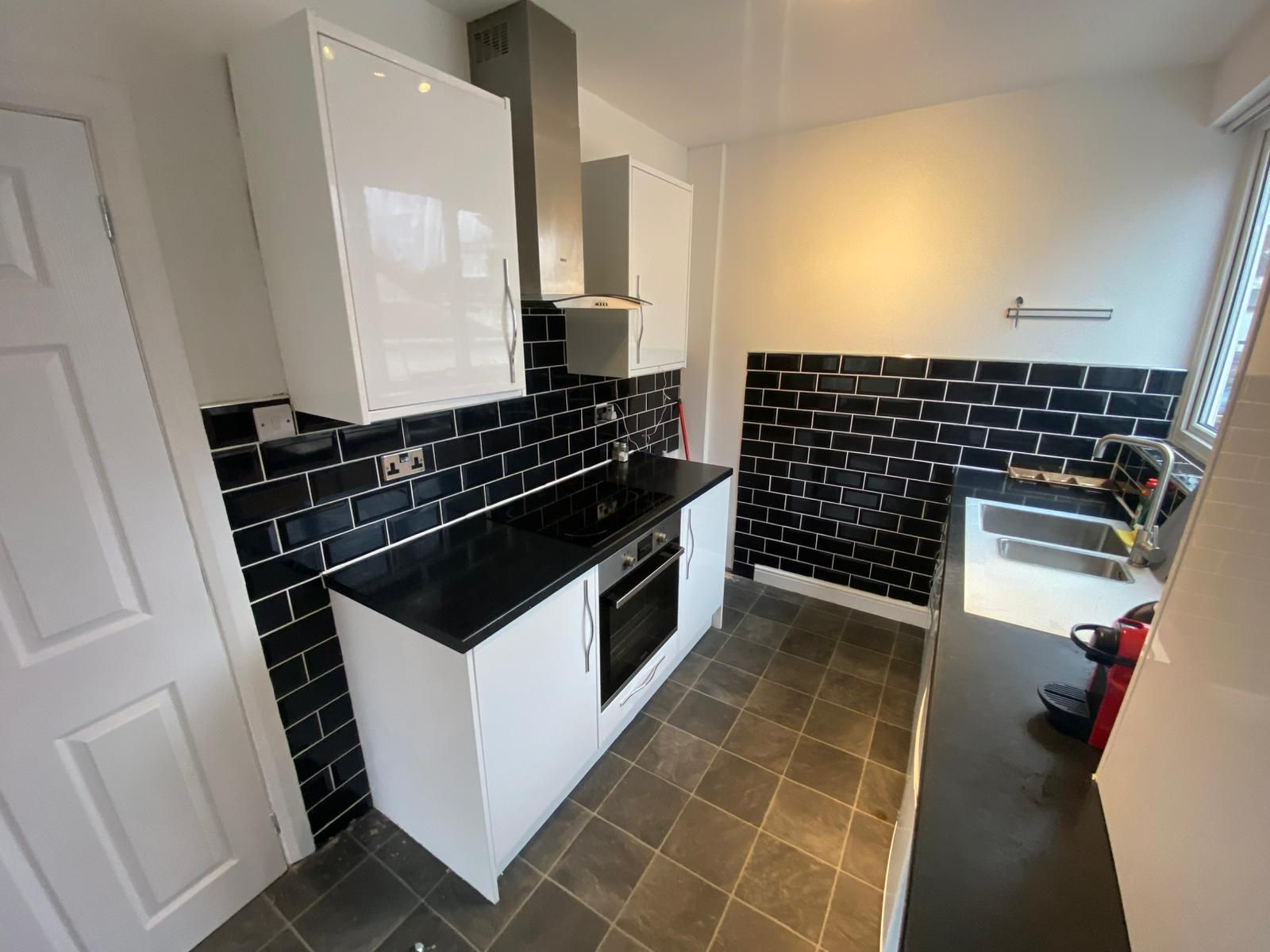 4 bed semi-detached bungalow to rent in Stanhope Gardens, Middlesbrough  - Property Image 3