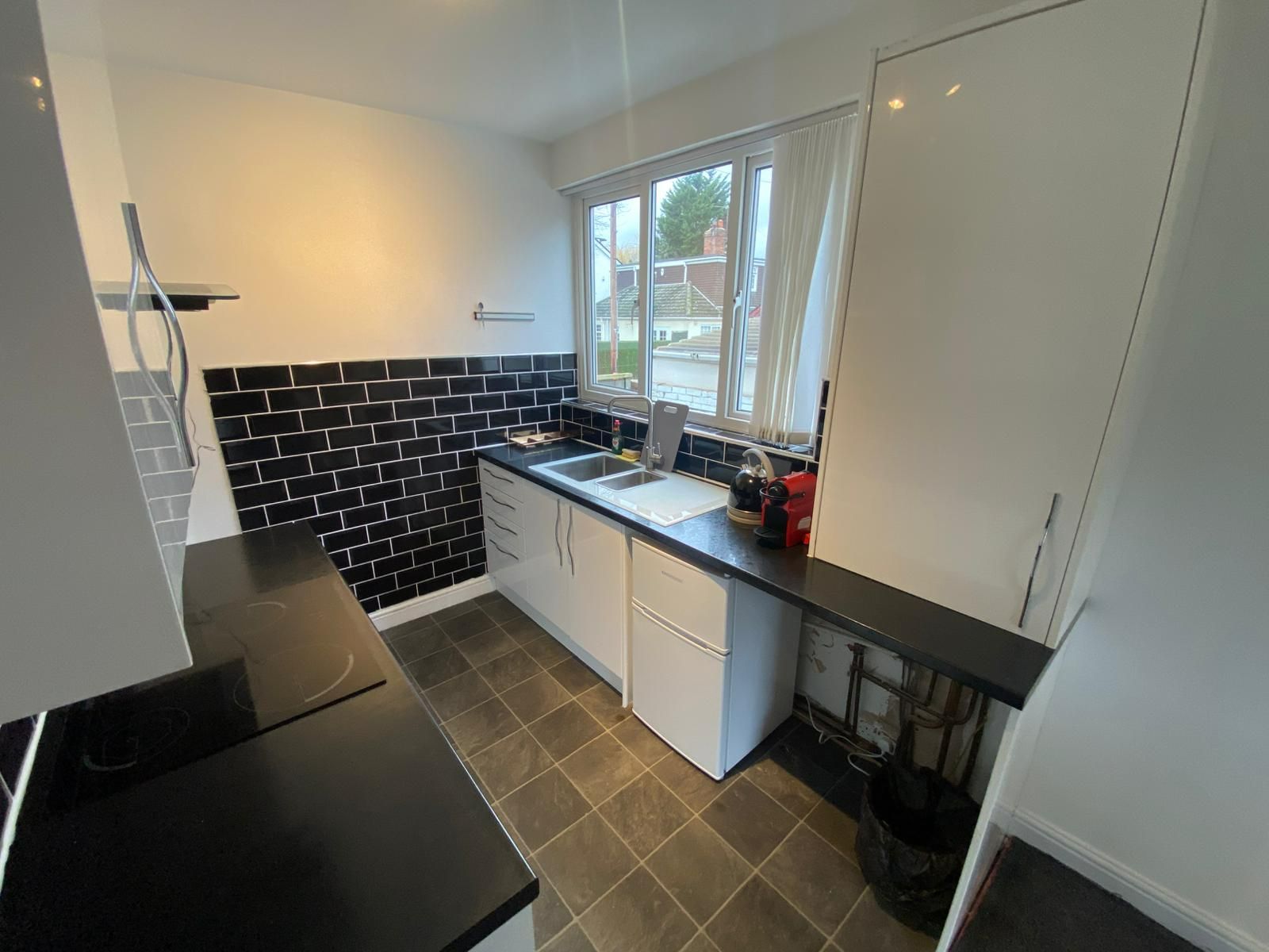 4 bed semi-detached bungalow to rent in Stanhope Gardens, Middlesbrough  - Property Image 4