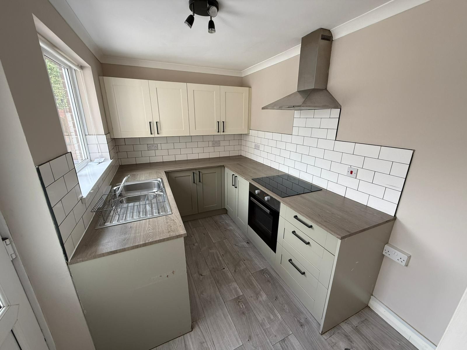 2 bed terraced house to rent in Fowler Gardens, Gateshead  - Property Image 2