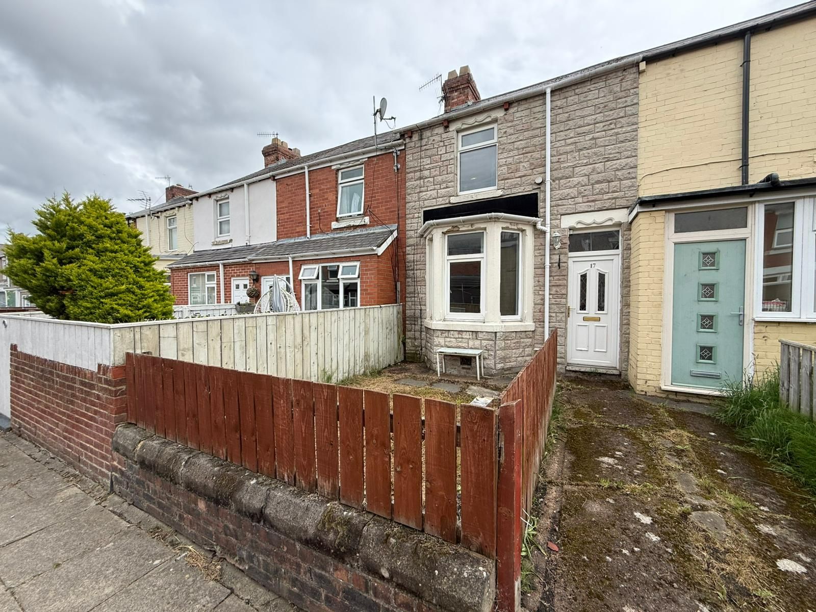 2 bed terraced house to rent in Fowler Gardens, Gateshead  - Property Image 1