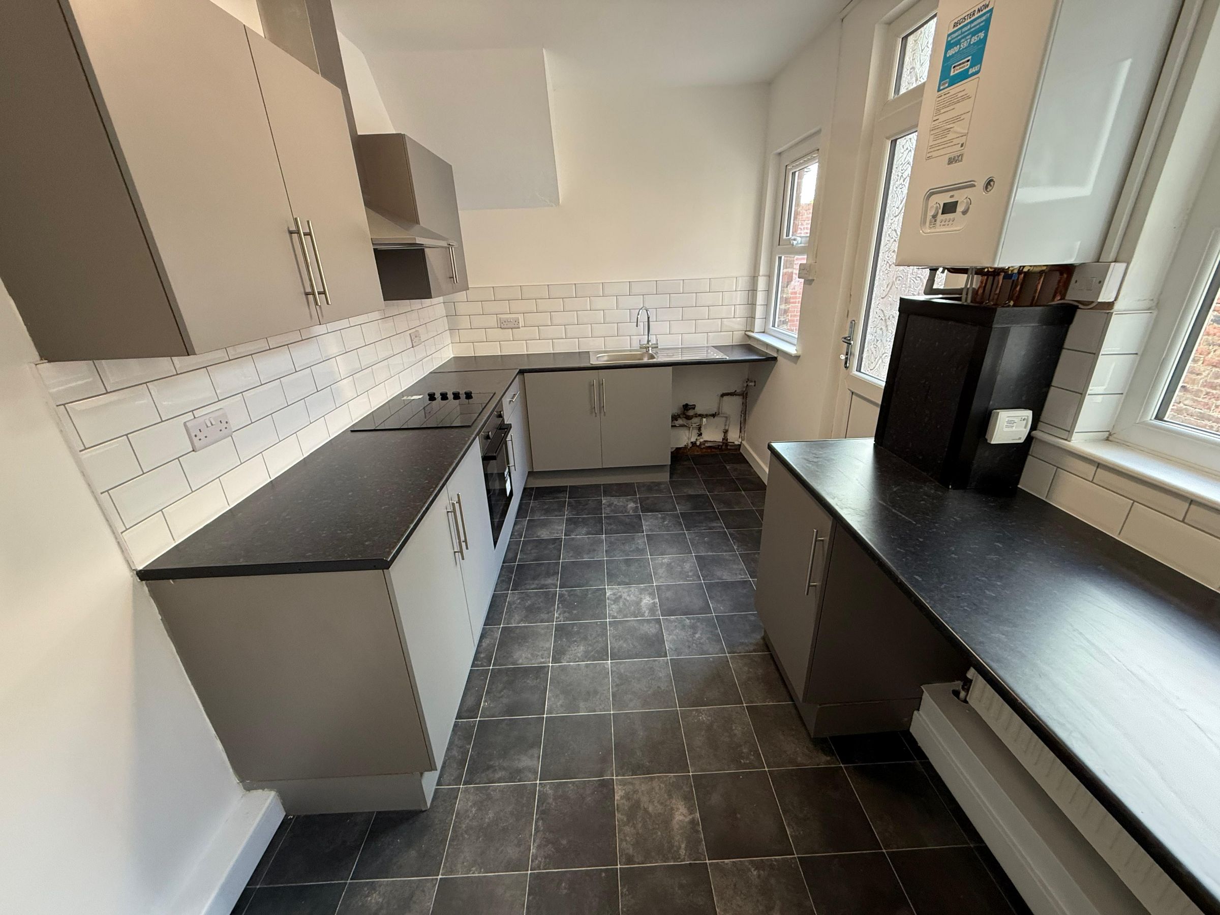 2 bed flat to rent in Faraday Grove, Gateshead  - Property Image 4