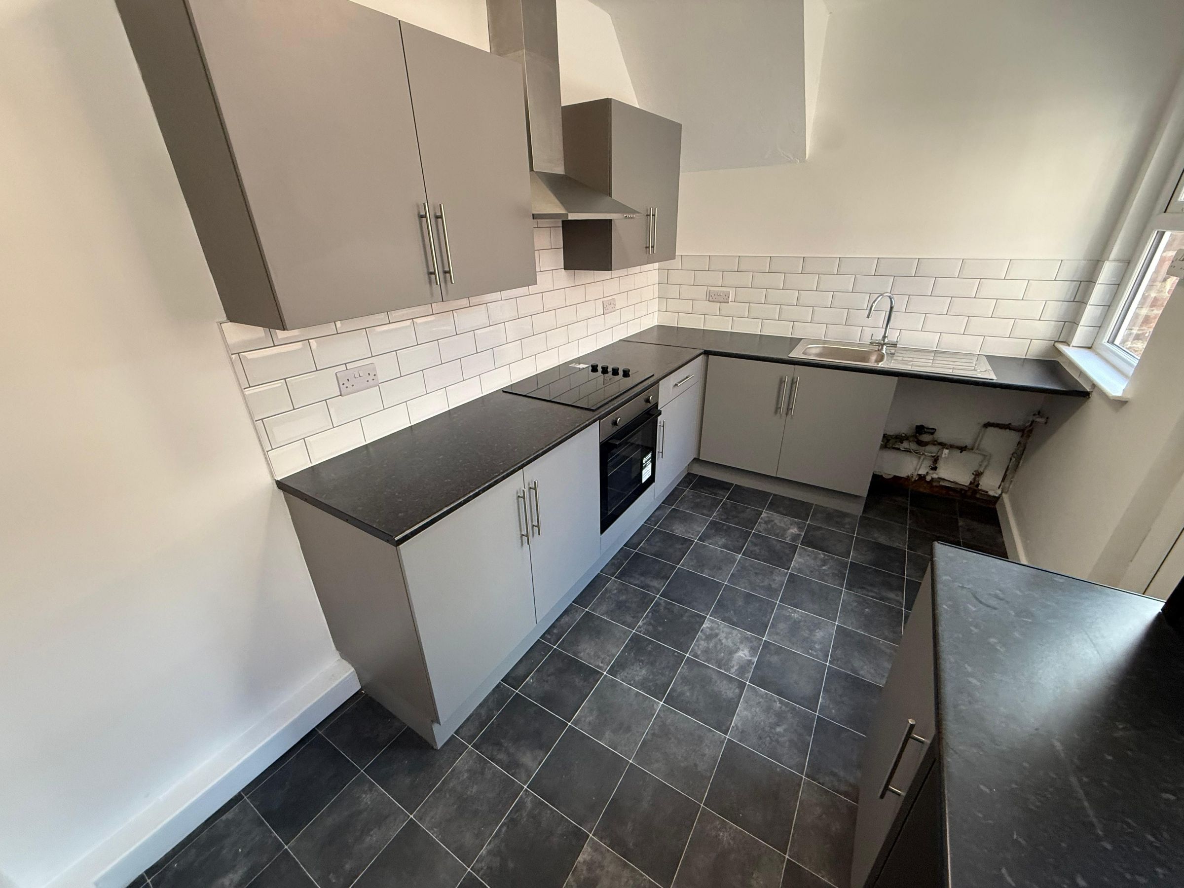 2 bed flat to rent in Faraday Grove, Gateshead  - Property Image 3