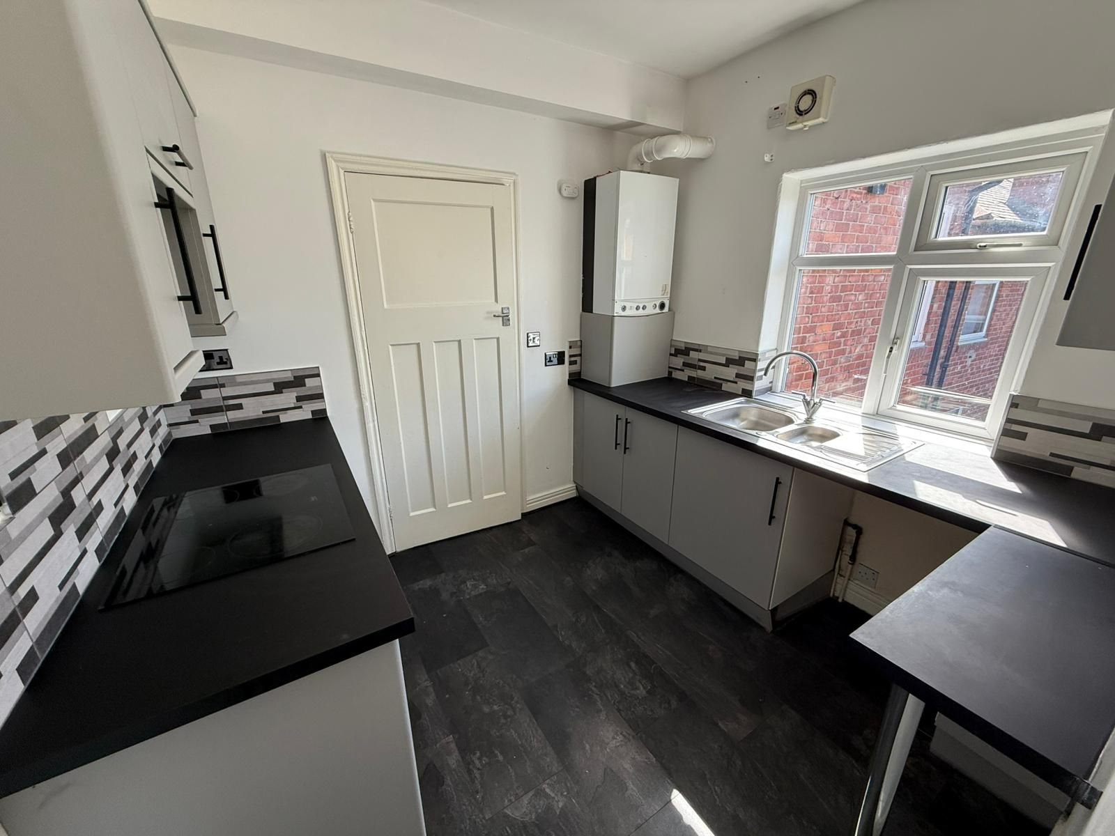 3 bed flat to rent in Bavington Drive, Newcastle upon Tyne  - Property Image 3