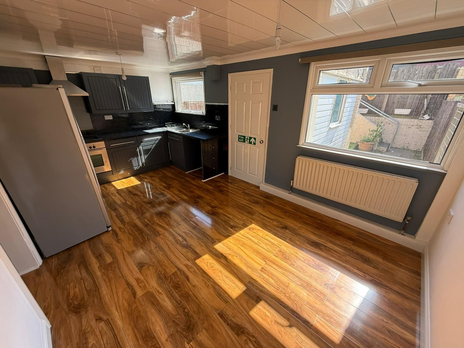 3 bed terraced house to rent in Pickering Green, Gateshead 4