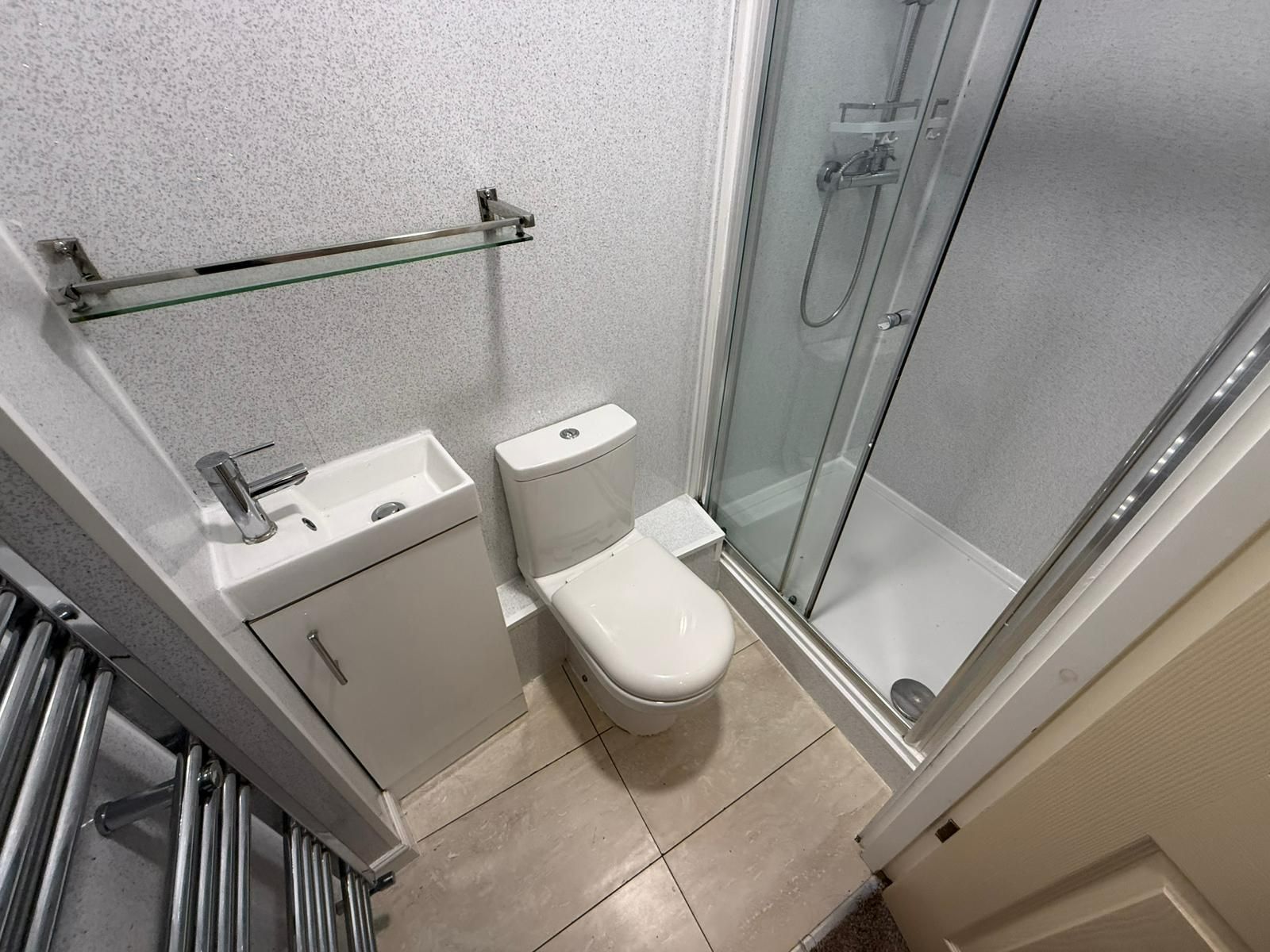 2 bed flat to rent in Western Hill, Sunderland  - Property Image 6