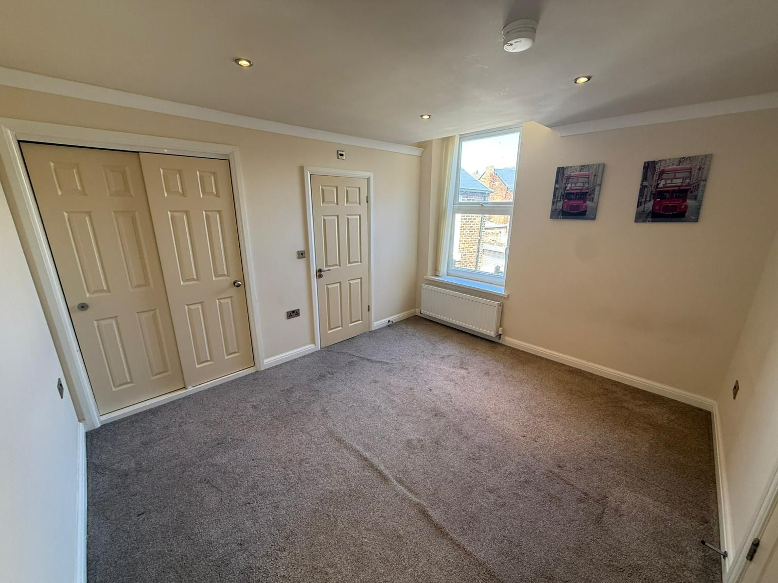 2 bed flat to rent in Western Hill, Sunderland 4