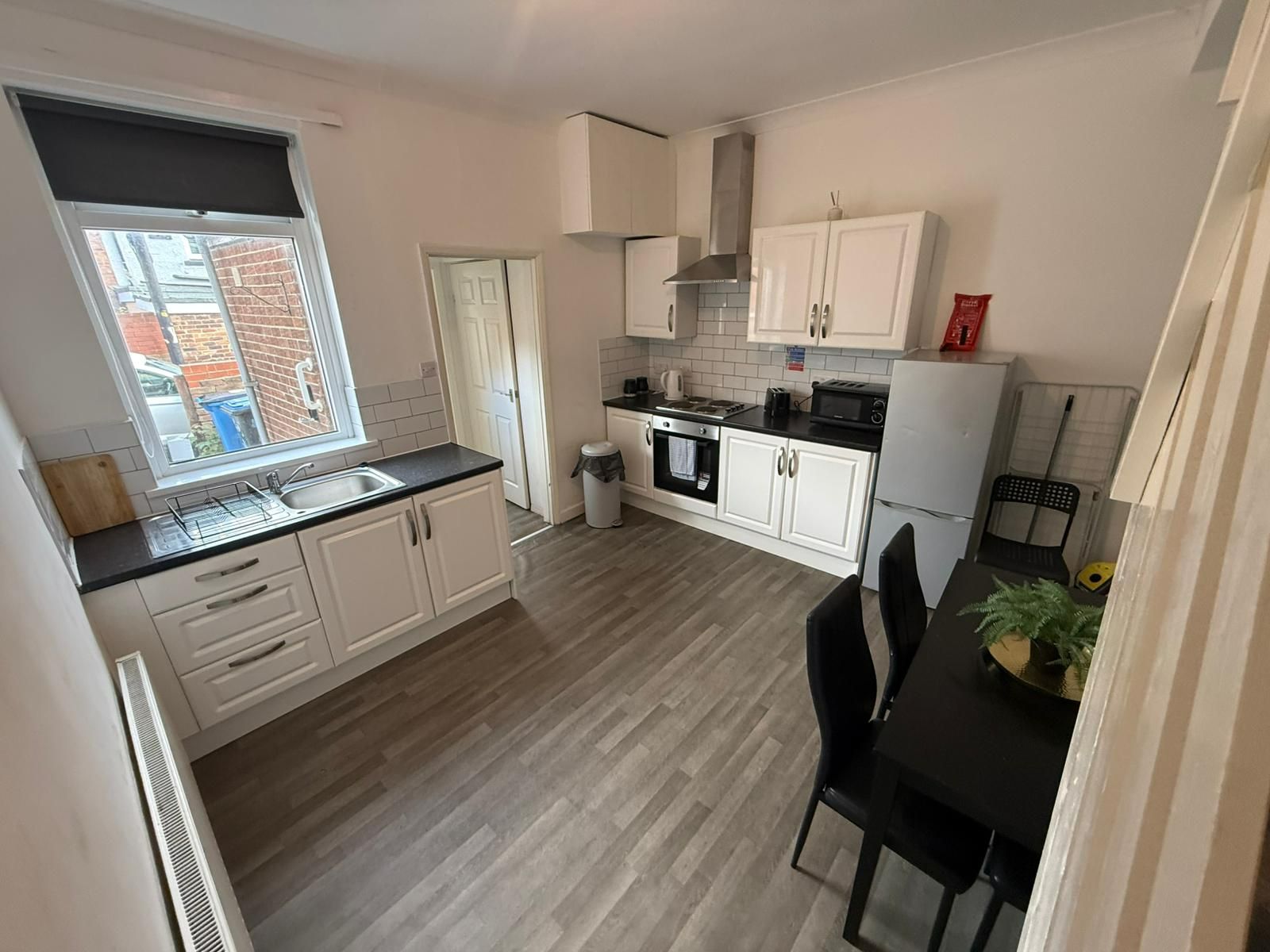 2 bed terraced house to rent in Cooperative Terrace, Durham  - Property Image 2