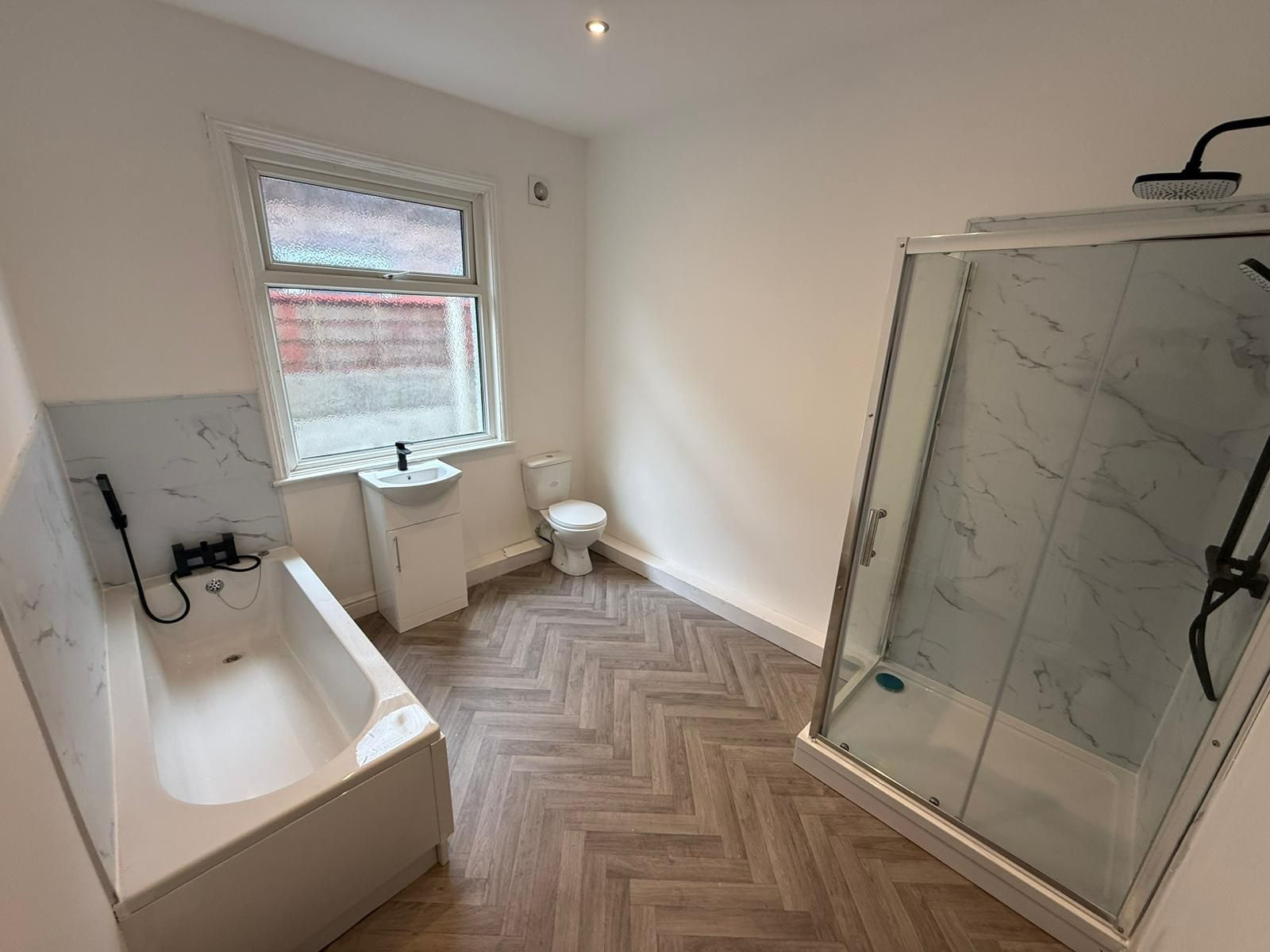 3 bed bungalow to rent in Caledonian Road, Hartlepool 8