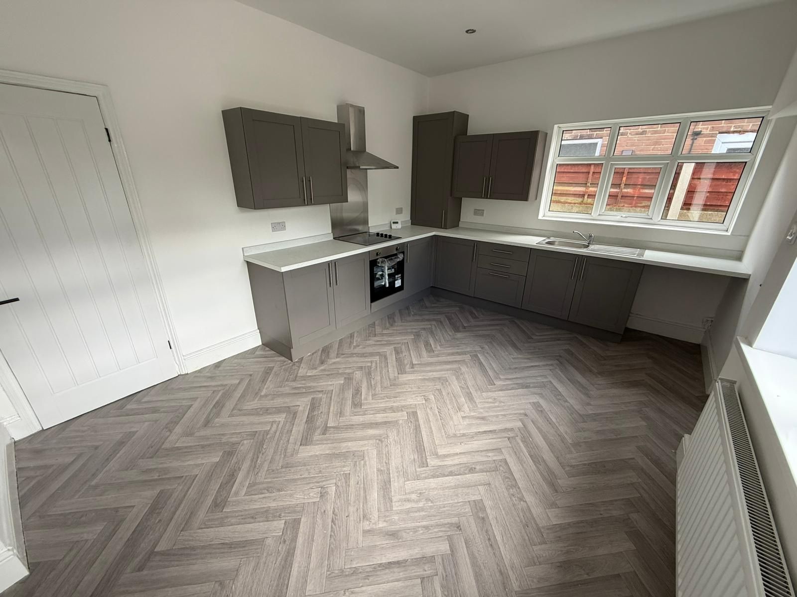 3 bed bungalow to rent in Caledonian Road, Hartlepool  - Property Image 2