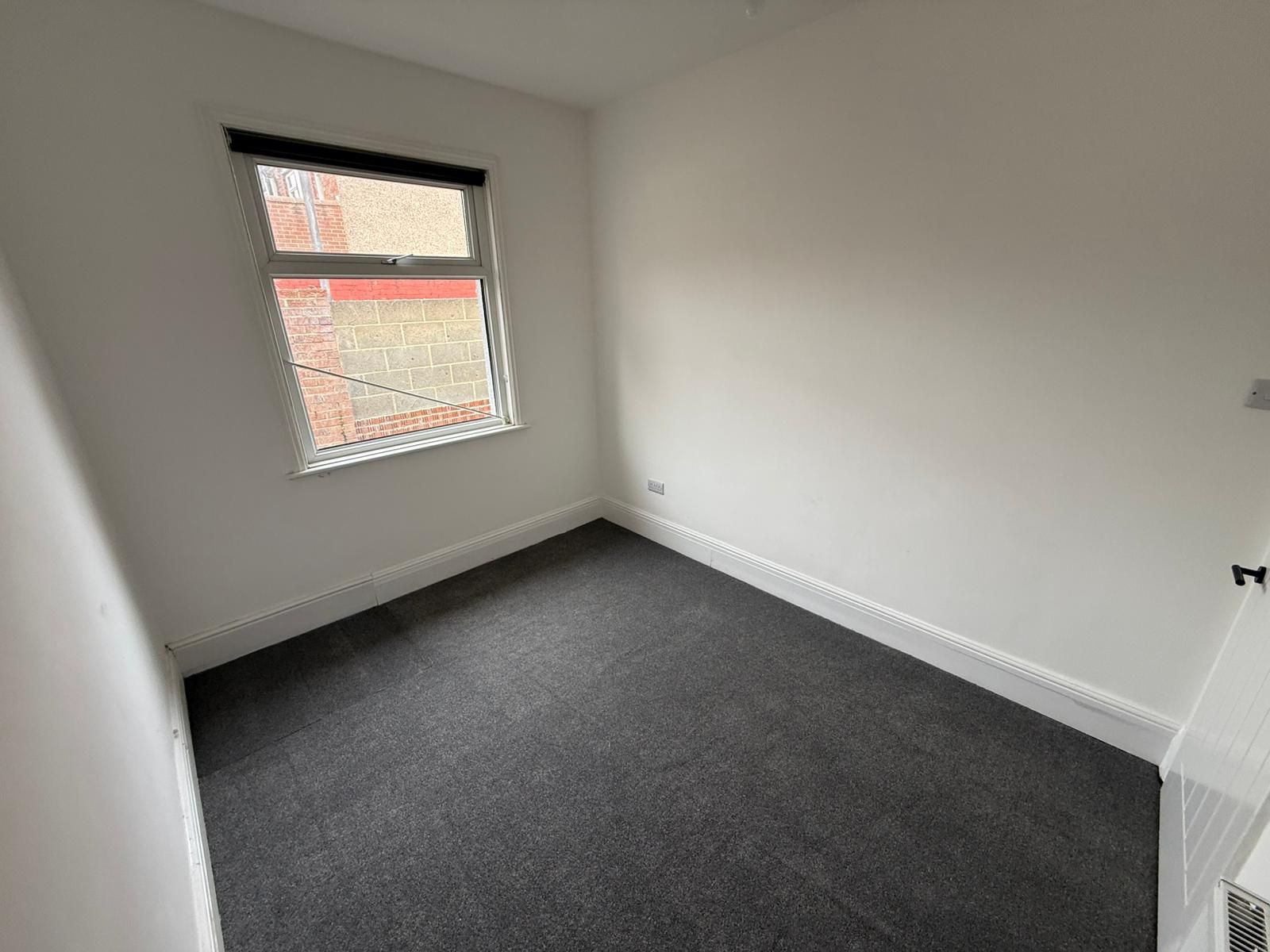 3 bed bungalow to rent in Caledonian Road, Hartlepool  - Property Image 8