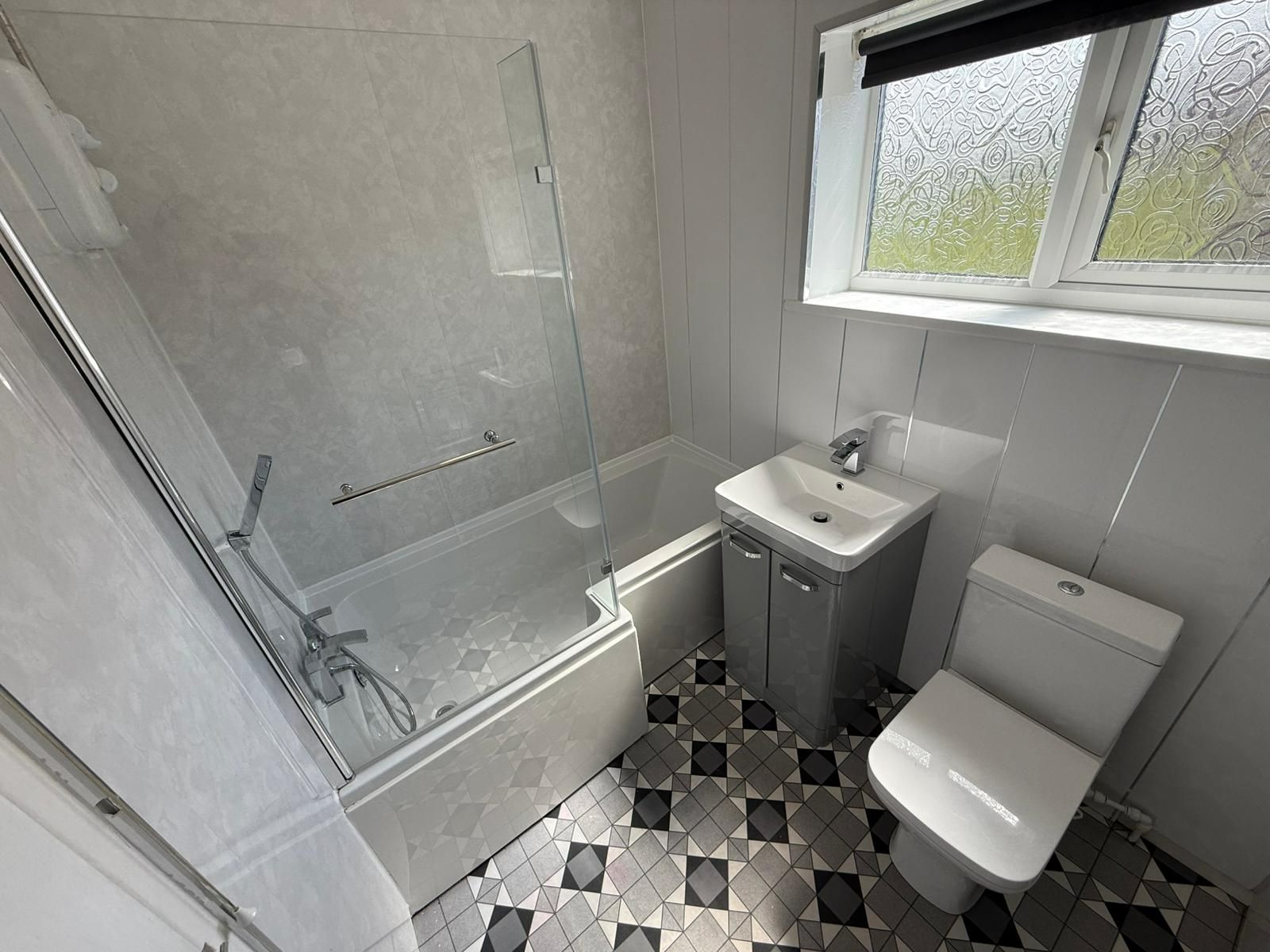 2 bed terraced house to rent in Oxford Street, Bishop Auckland  - Property Image 6
