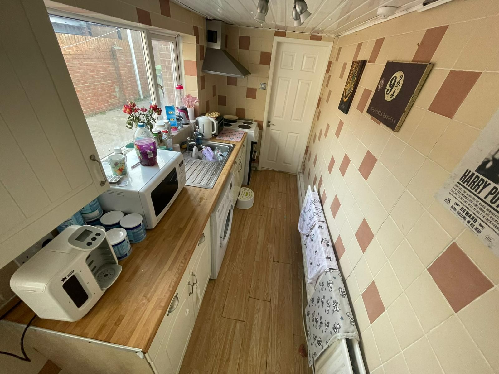3 bed cottage for sale in Tower Street, Sunderland 3