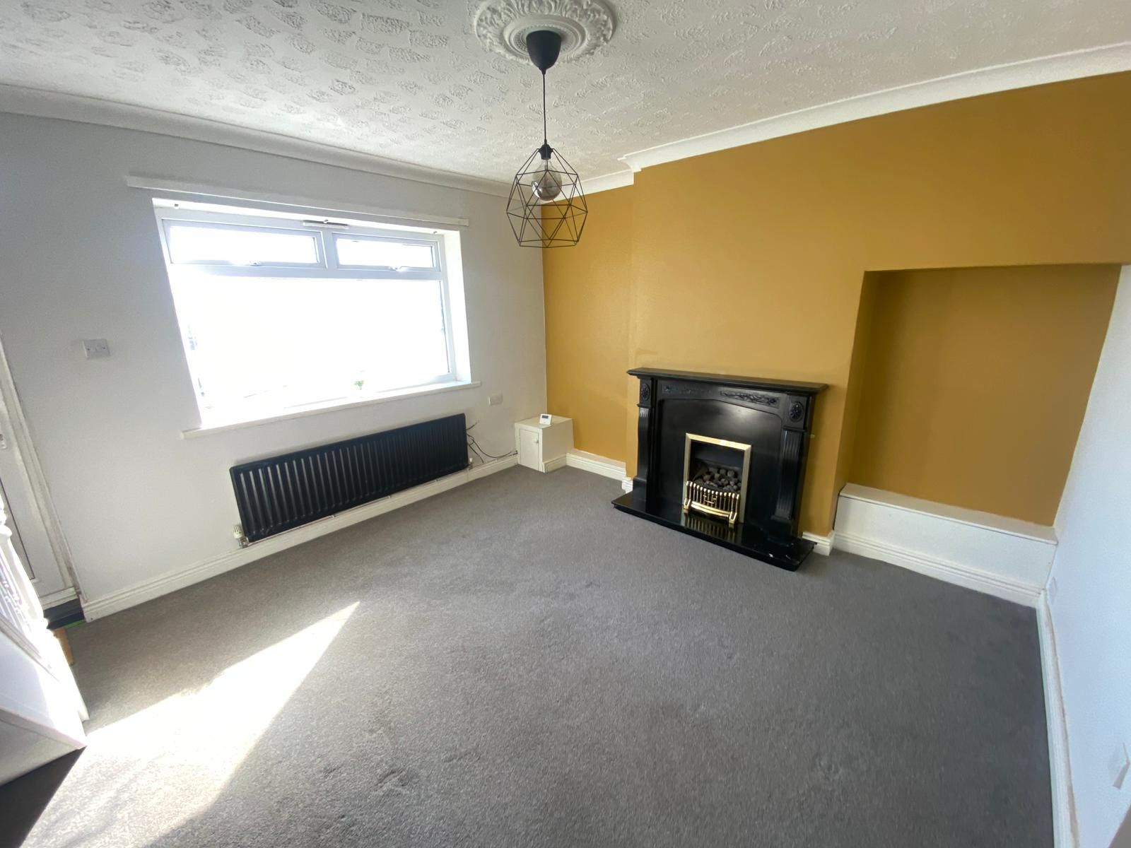 2 bed end of terrace house for sale in Albert Street North, Durham 1