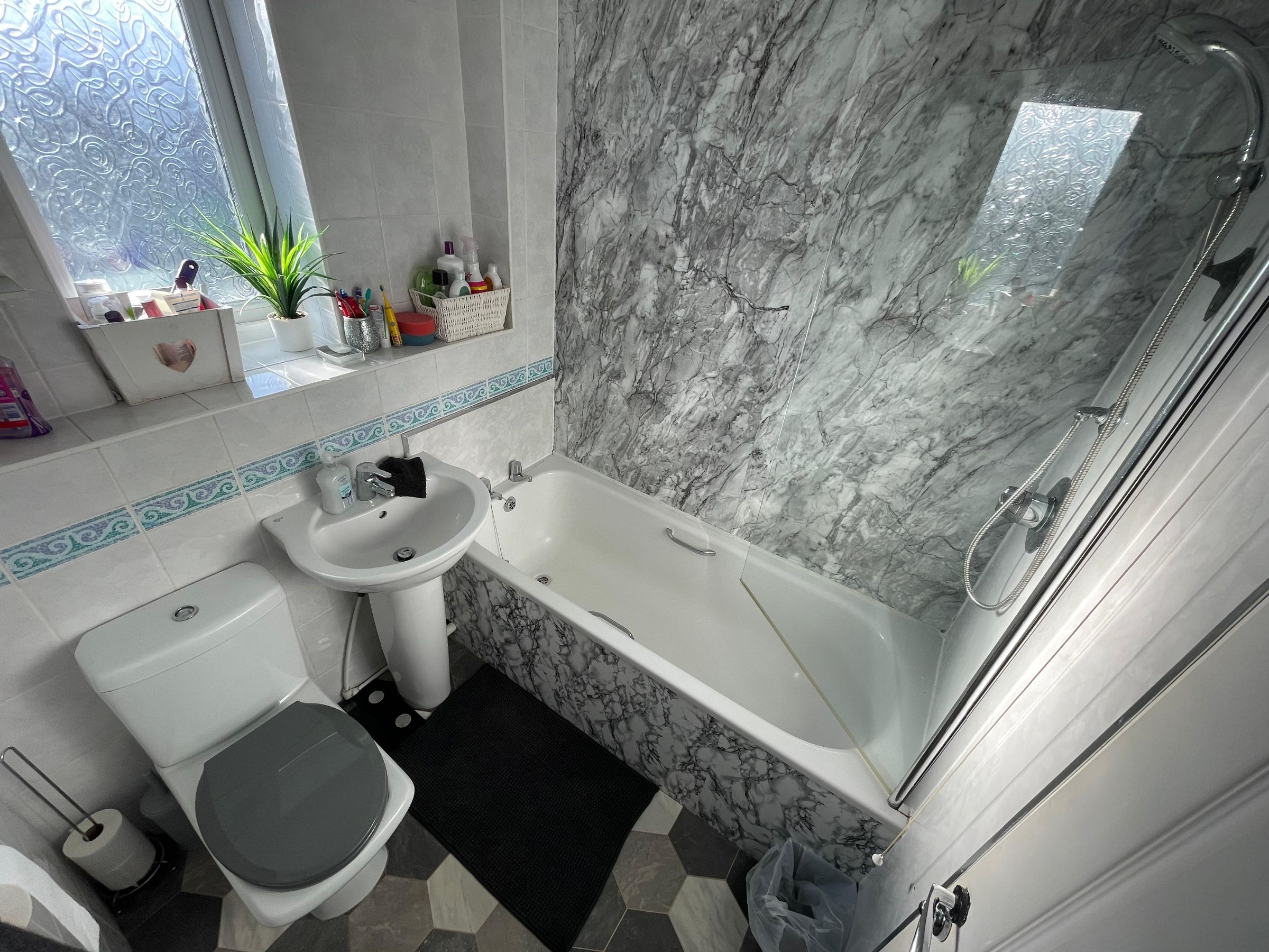 4 bed semi-detached house for sale in Shalstone, Washington 11