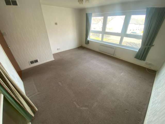 2 bed flat for sale in Meadow Lane, Gateshead  - Property Image 3